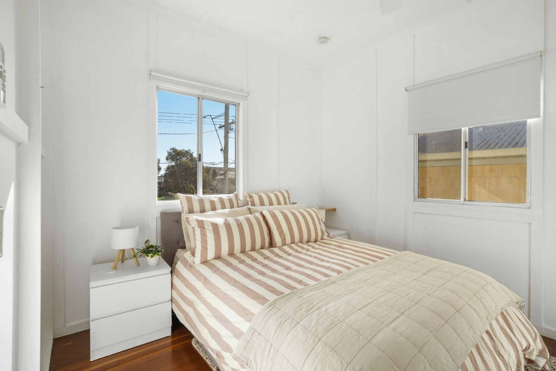 90 Oxley Avenue — photo 7 of 19