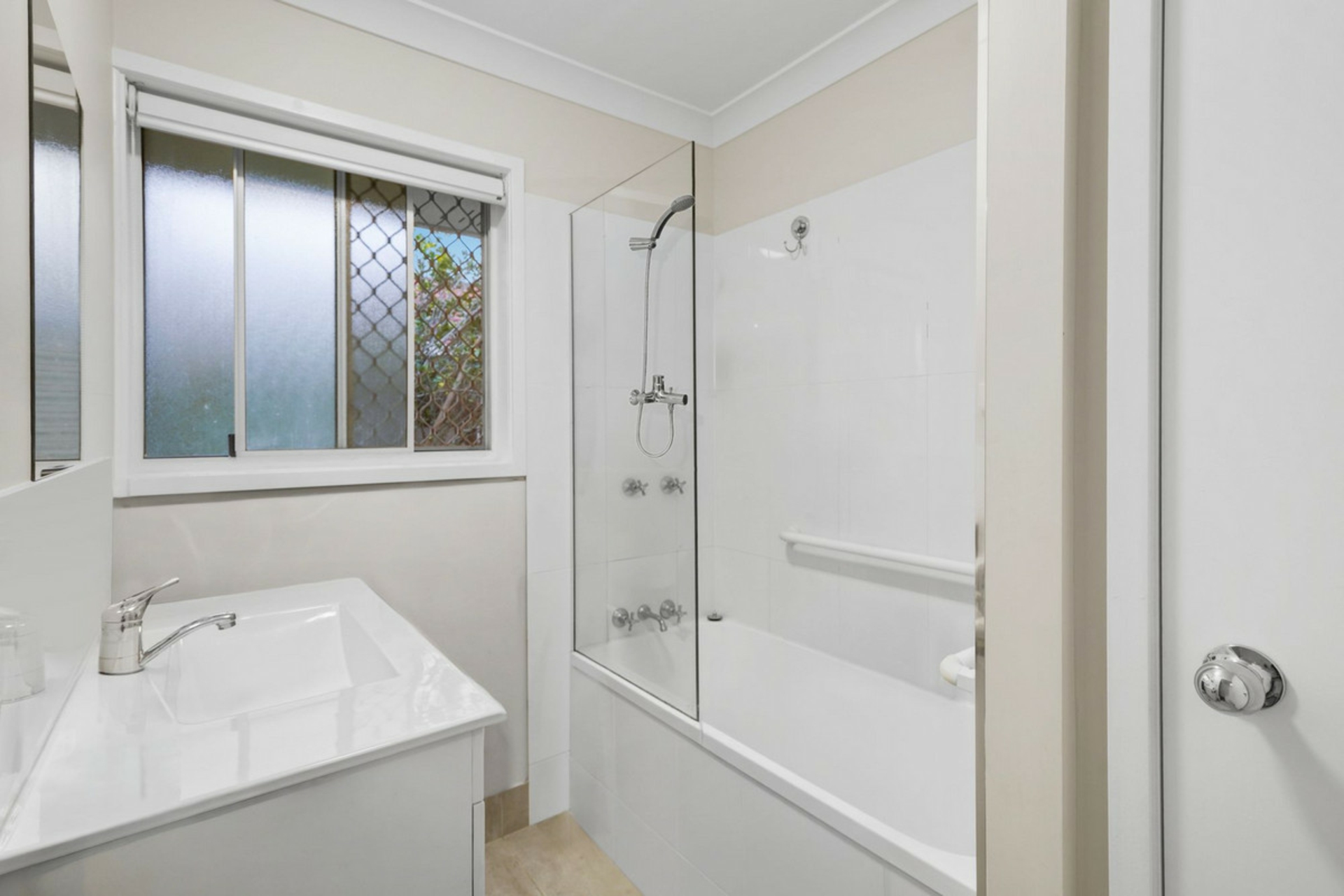 25 Kelliher Street — photo 8 of 21
