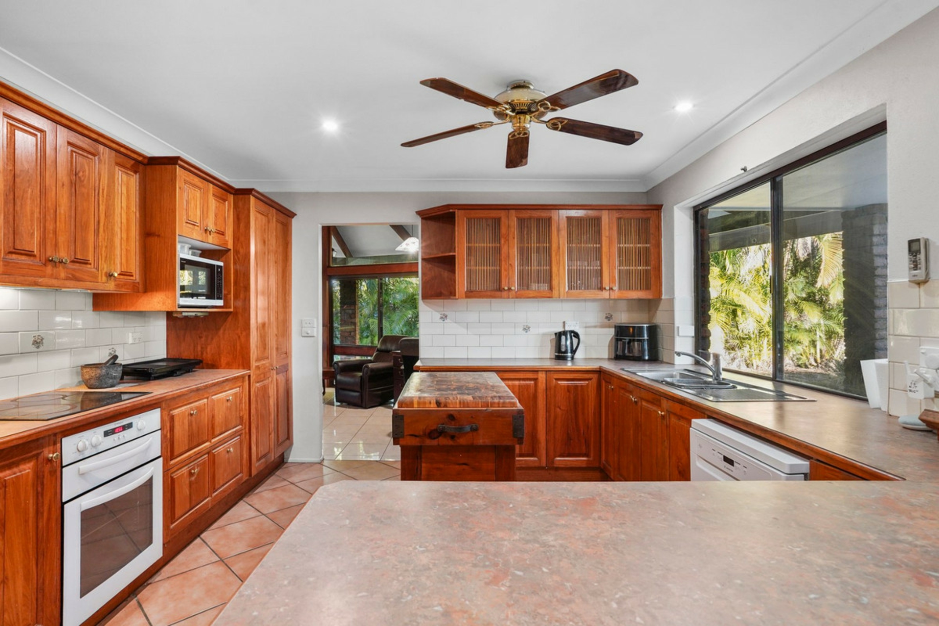 14 Cobb Road — photo 8 of 20