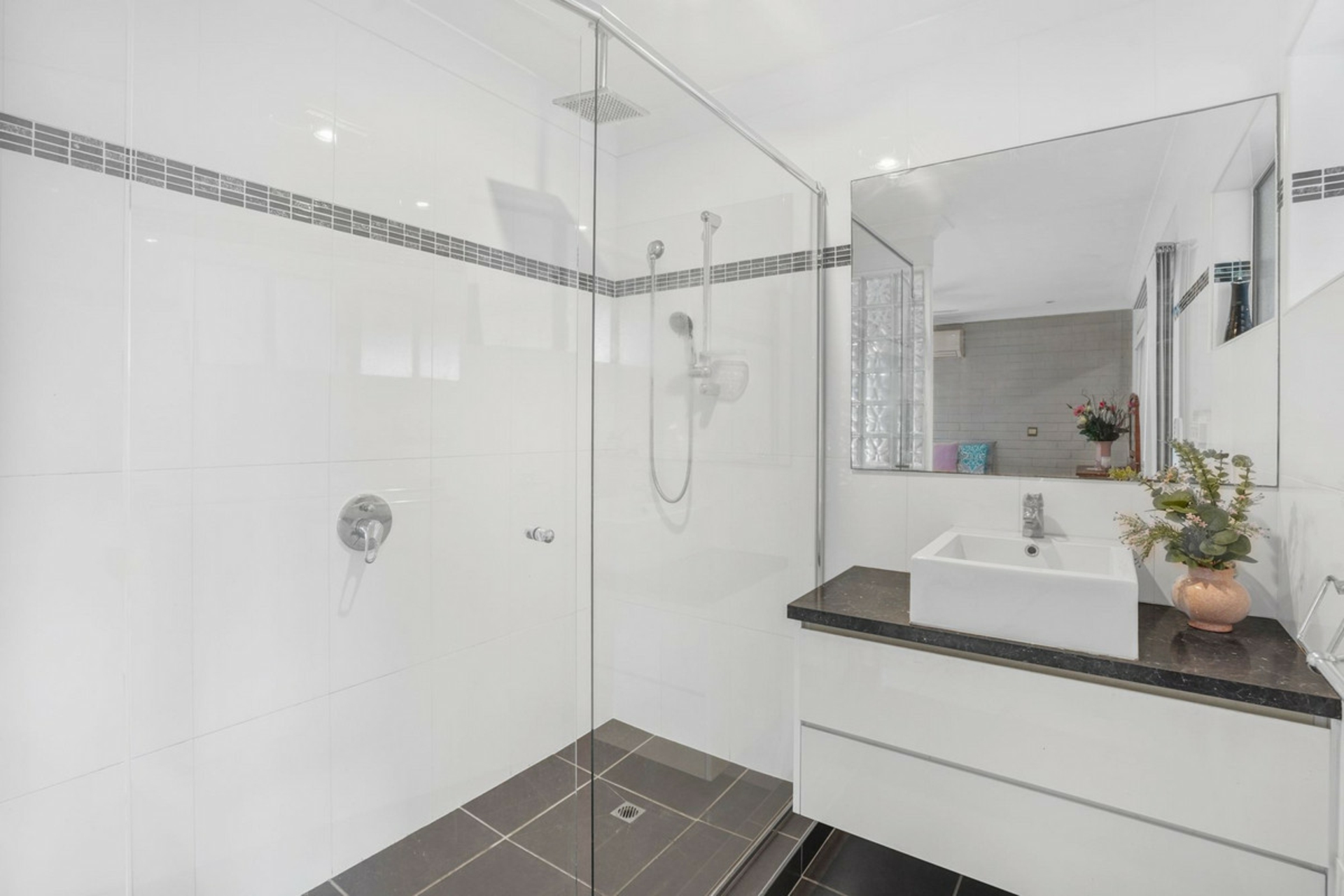 14 Cobb Road — photo 13 of 20