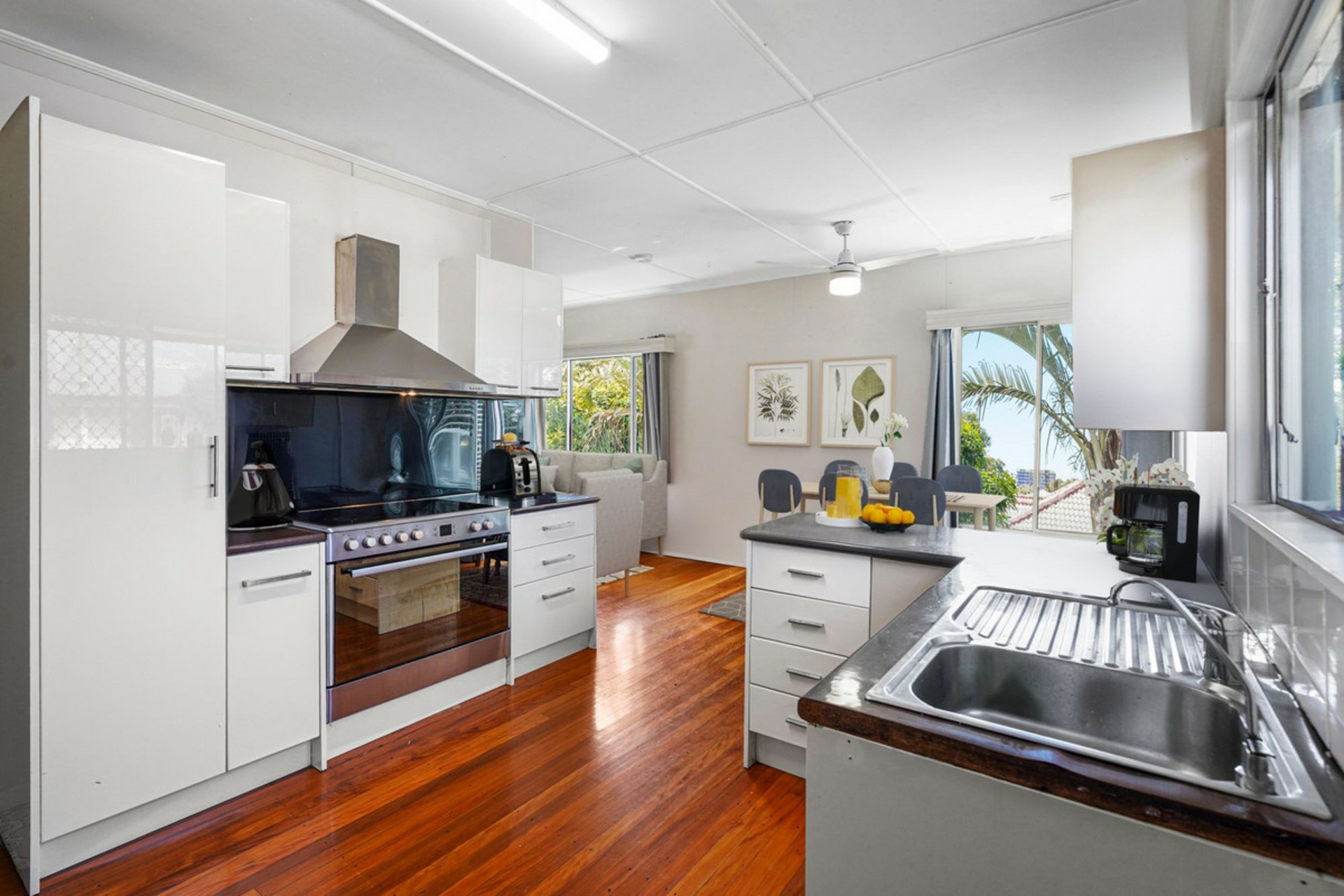 29 Ewan Street — photo 3 of 17