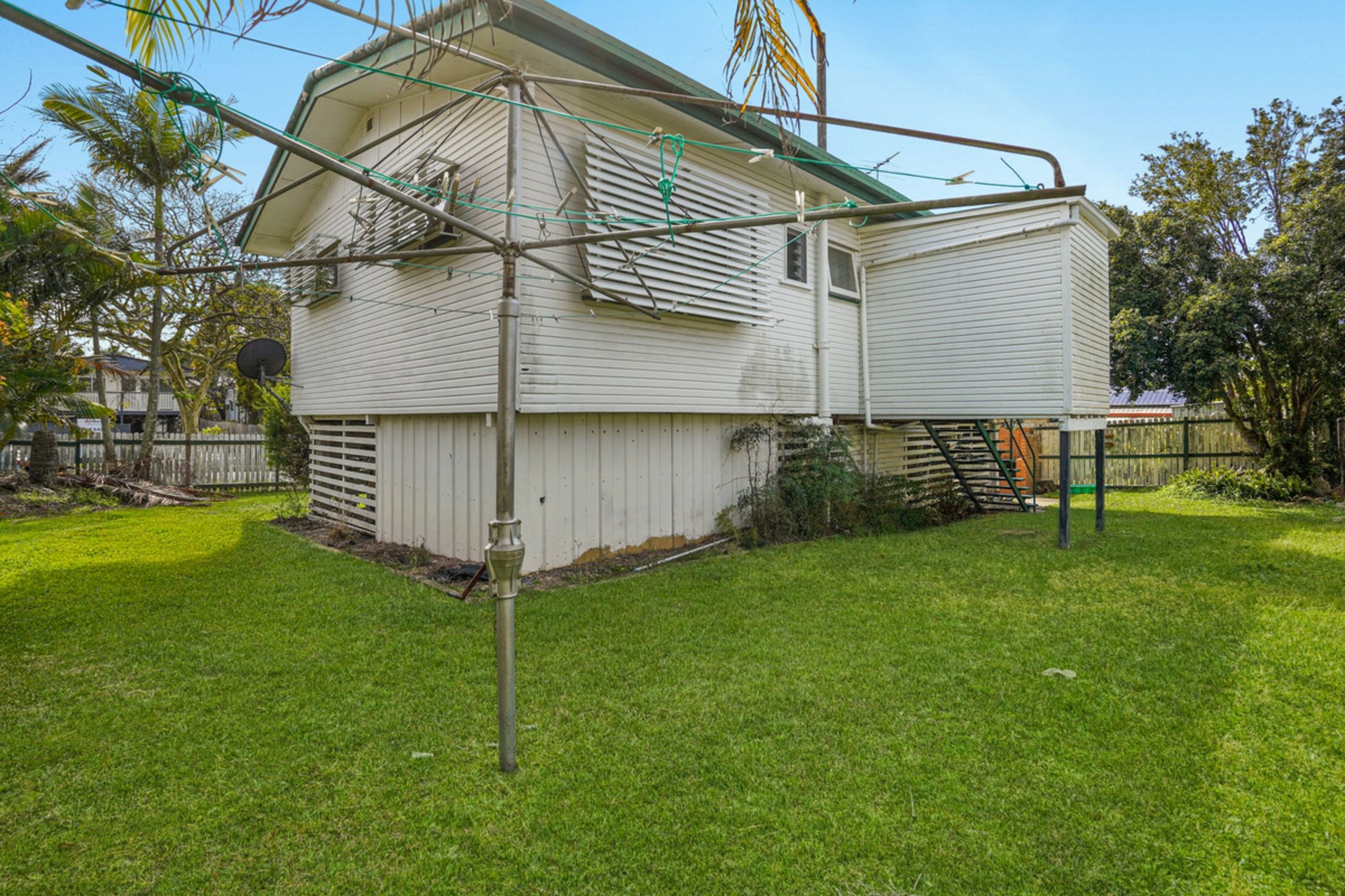 29 Ewan Street — photo 15 of 17