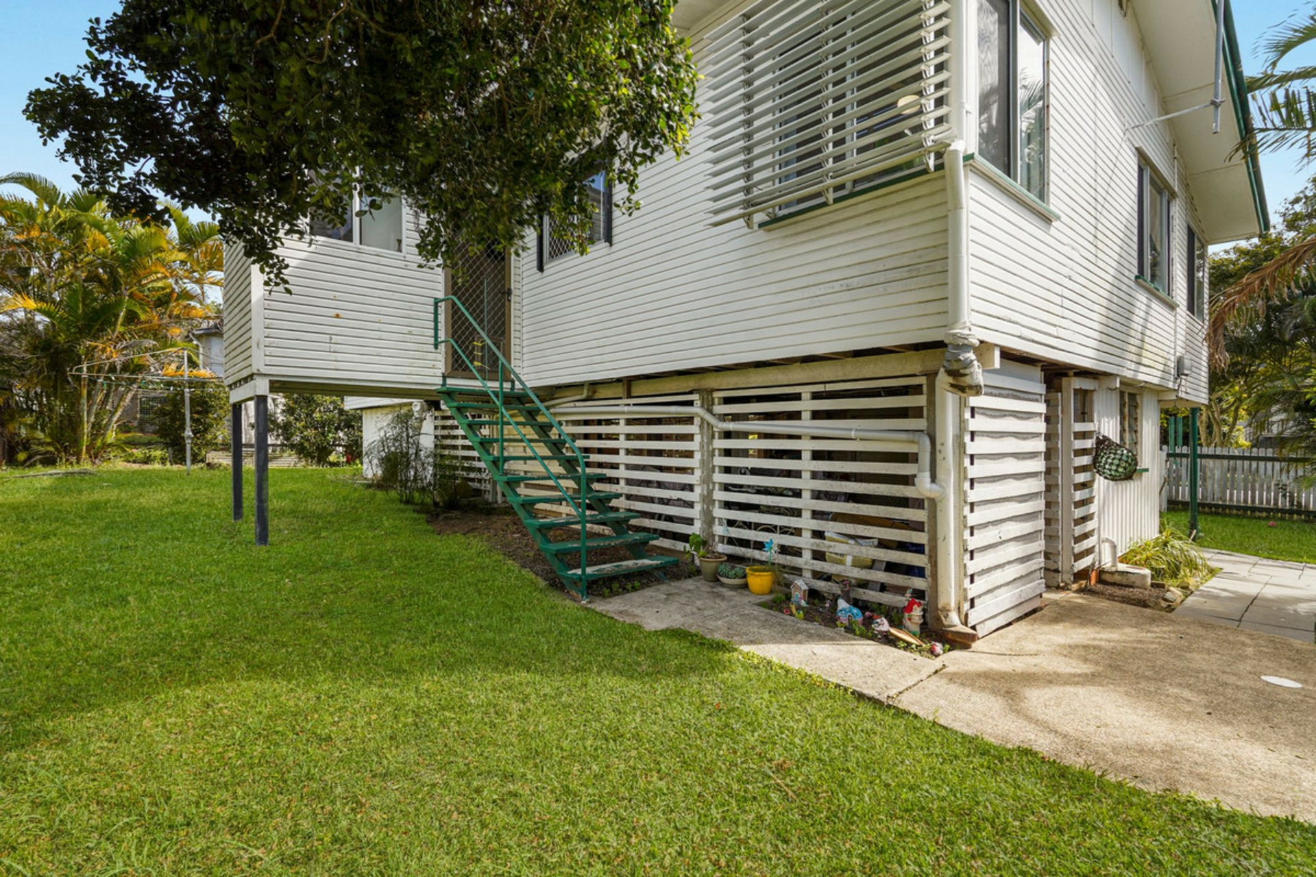 29 Ewan Street — photo 16 of 17
