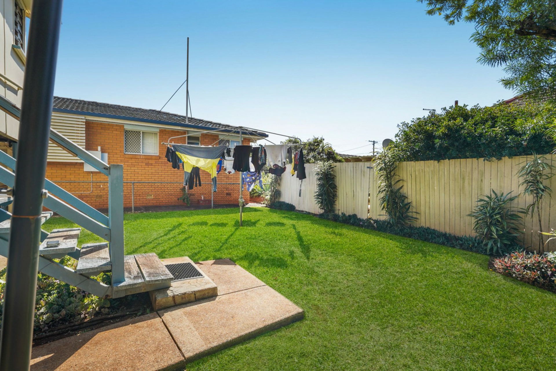 10 Eversleigh Road — photo 12 of 16