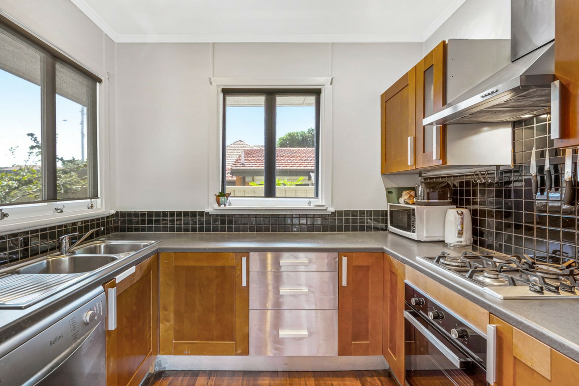 3 Lancaster Avenue — photo 3 of 24