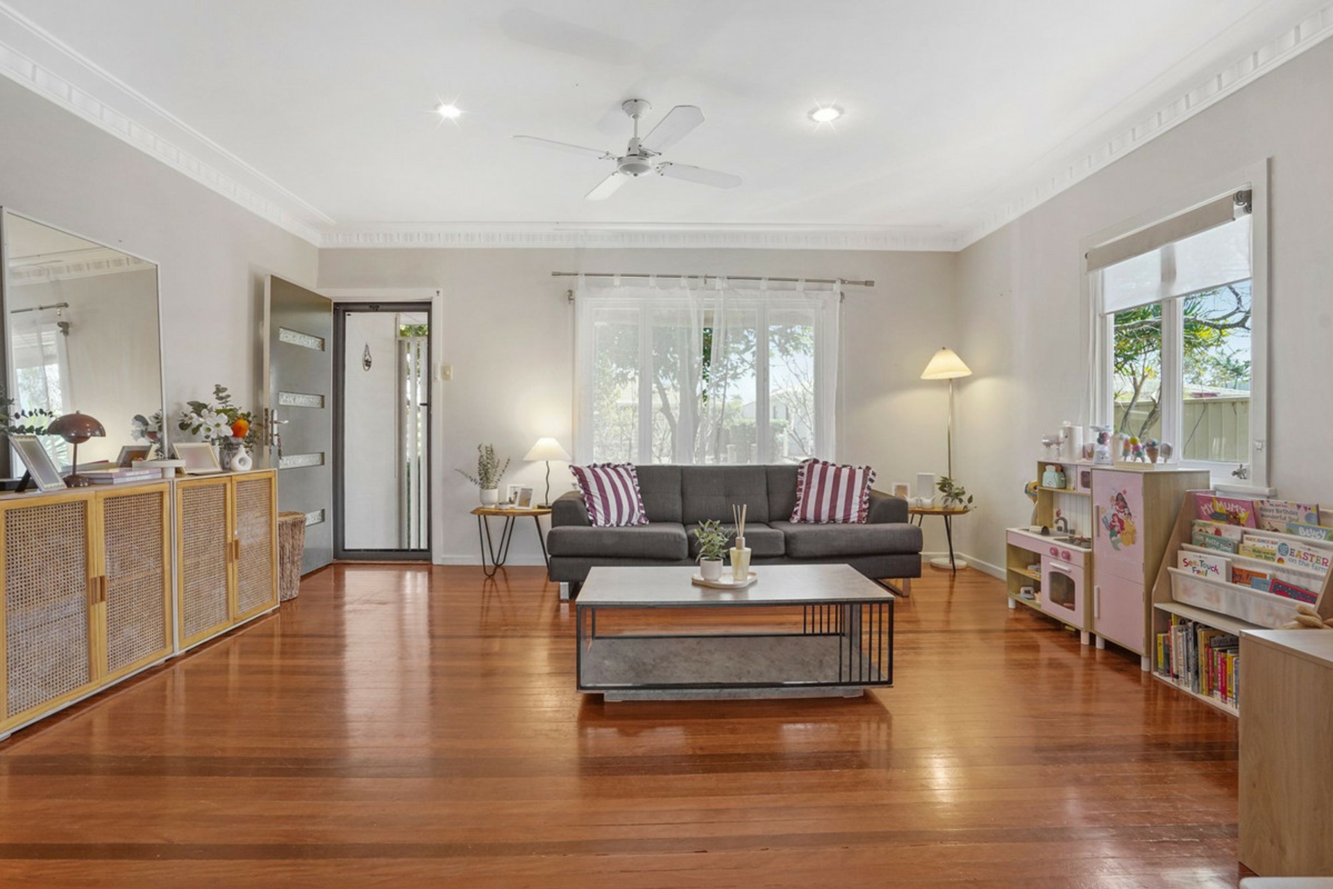 3 Lancaster Avenue — photo 7 of 24