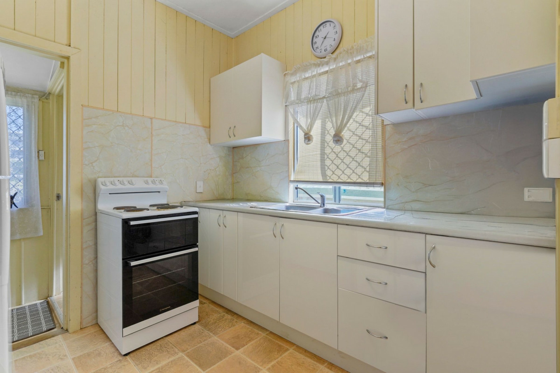 31 Eveline Street — photo 3 of 17
