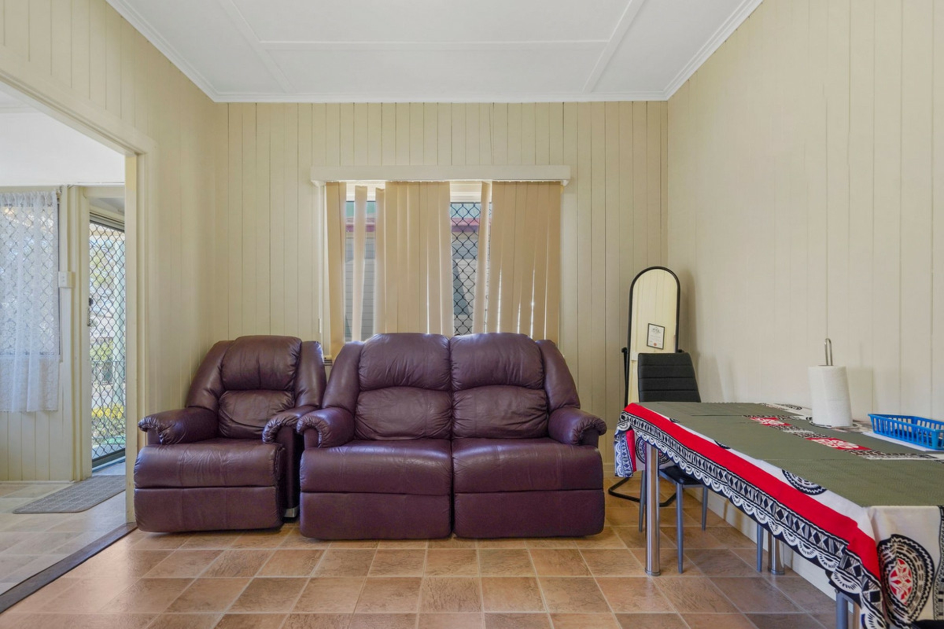 31 Eveline Street — photo 5 of 17