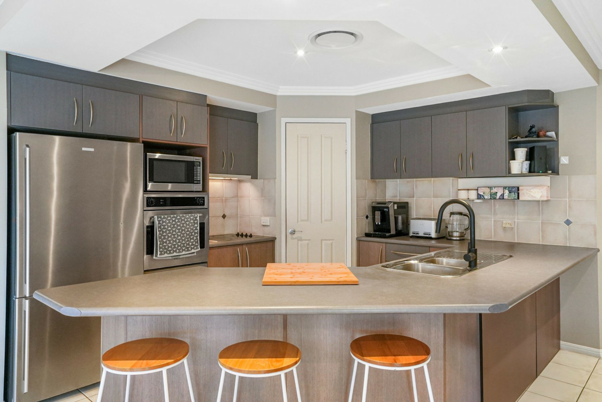 11 Ninderry Street — photo 4 of 30