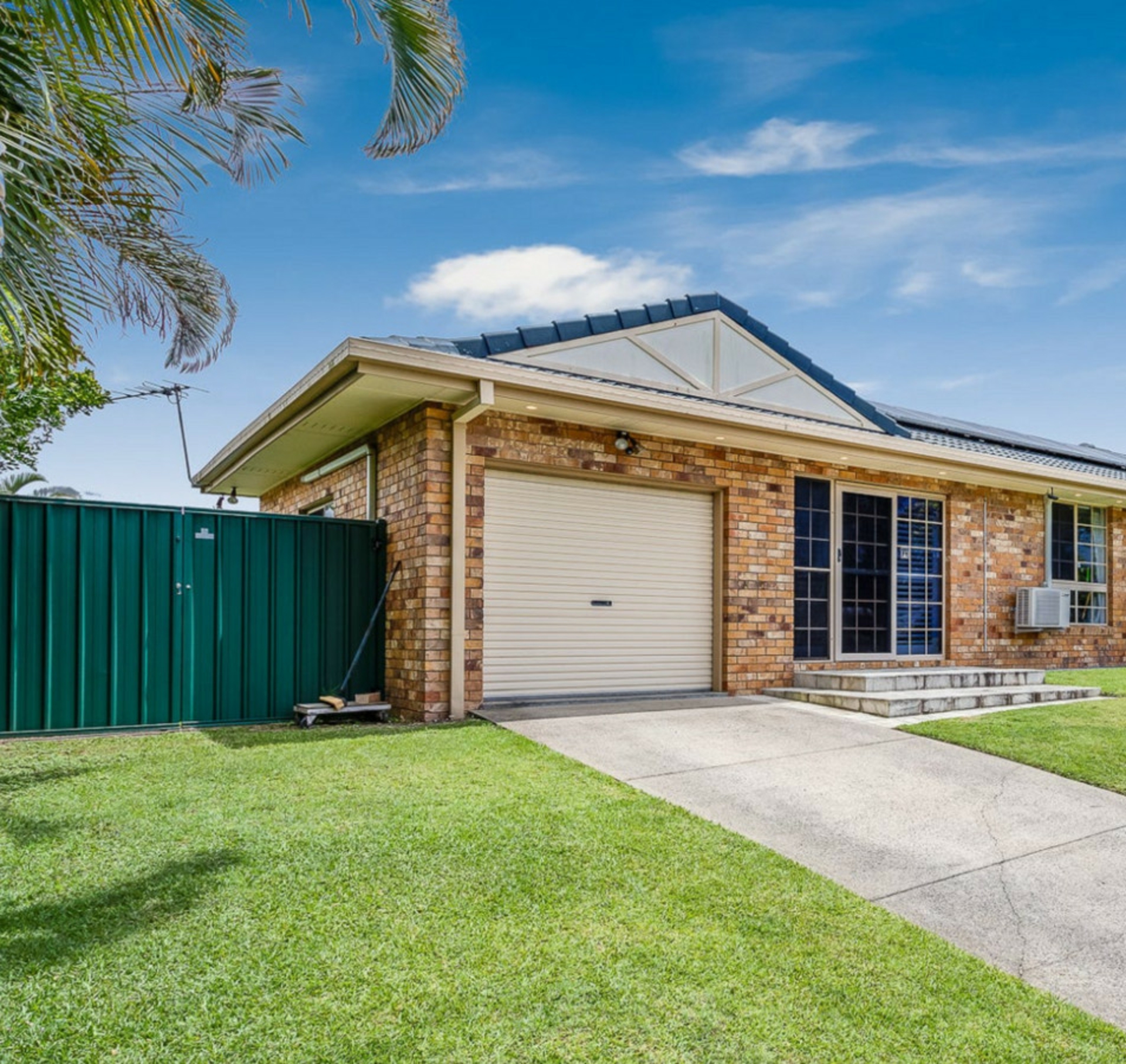 1/1 Westminster Street — photo from LJ Hooker Redcliffe