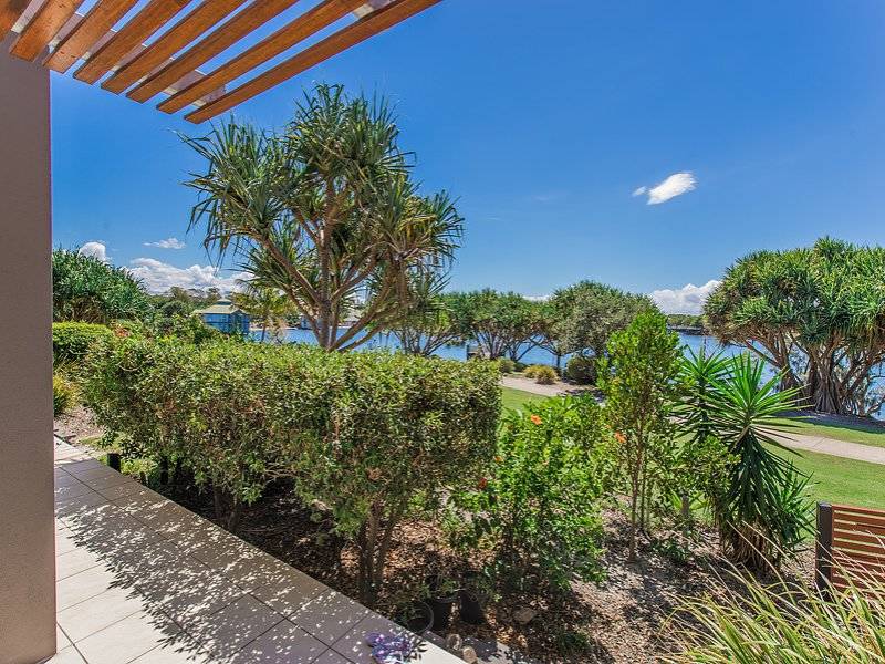 68/80 North Shore Road, Twin Waters