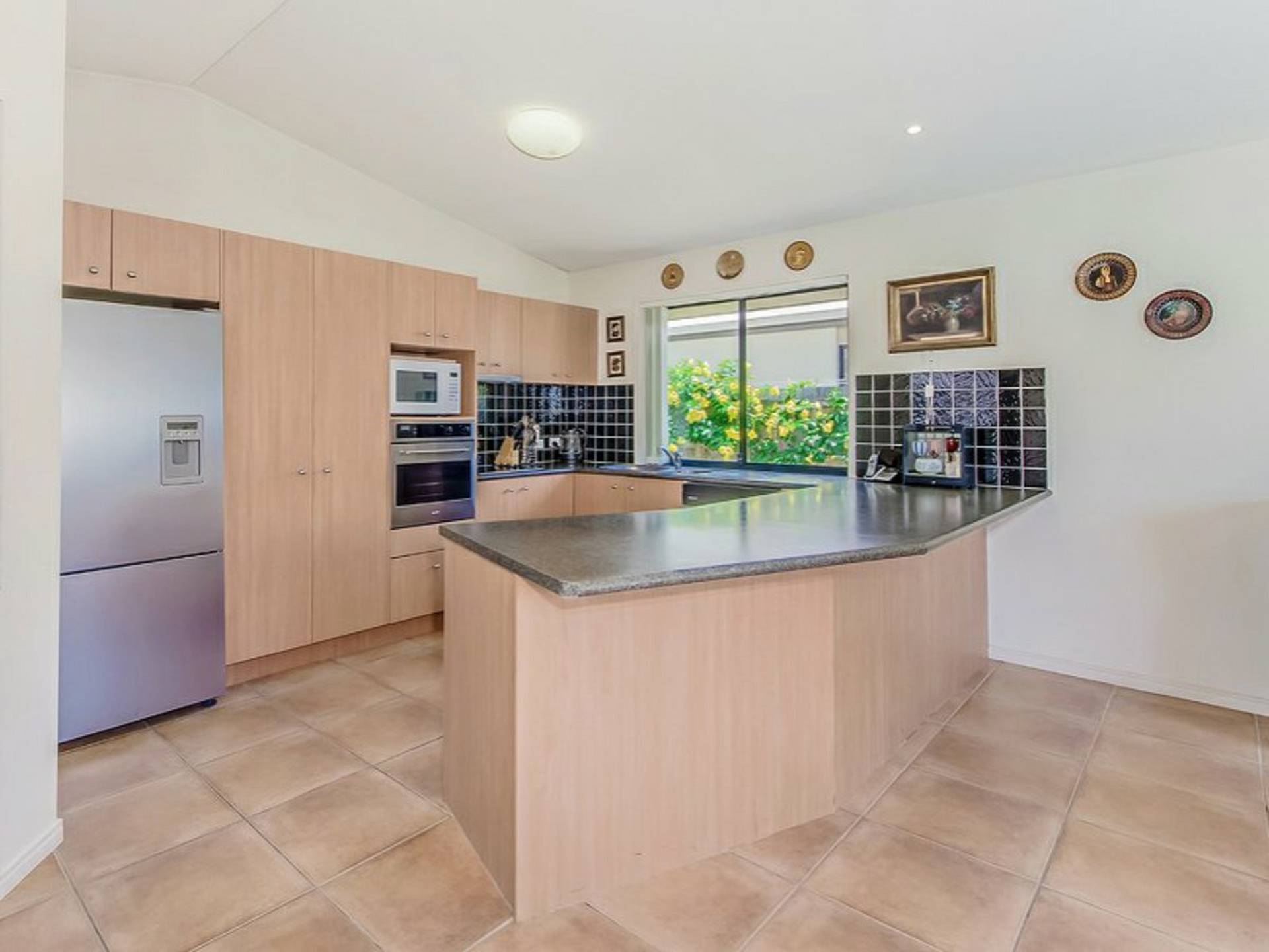 8 Estuary Ct, TWIN WATERS