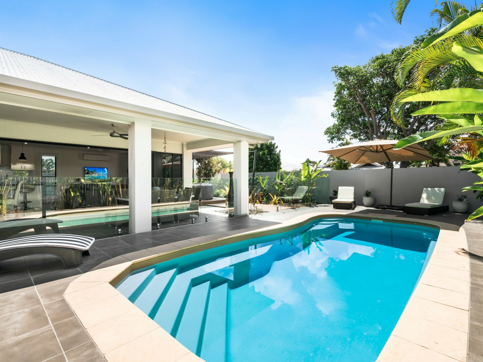 1 Sand Lane, TWIN WATERS