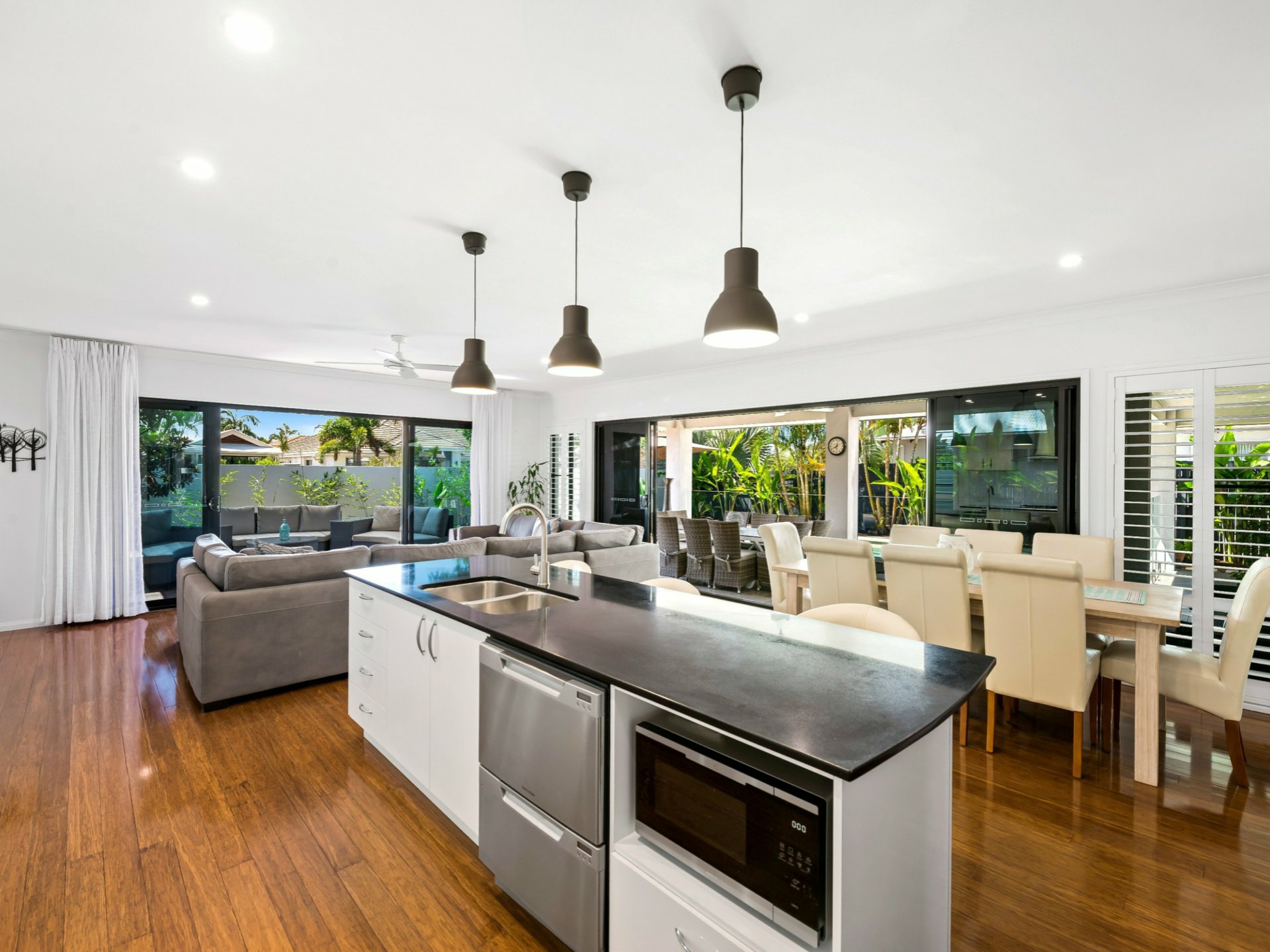 1 Sand Lane, TWIN WATERS