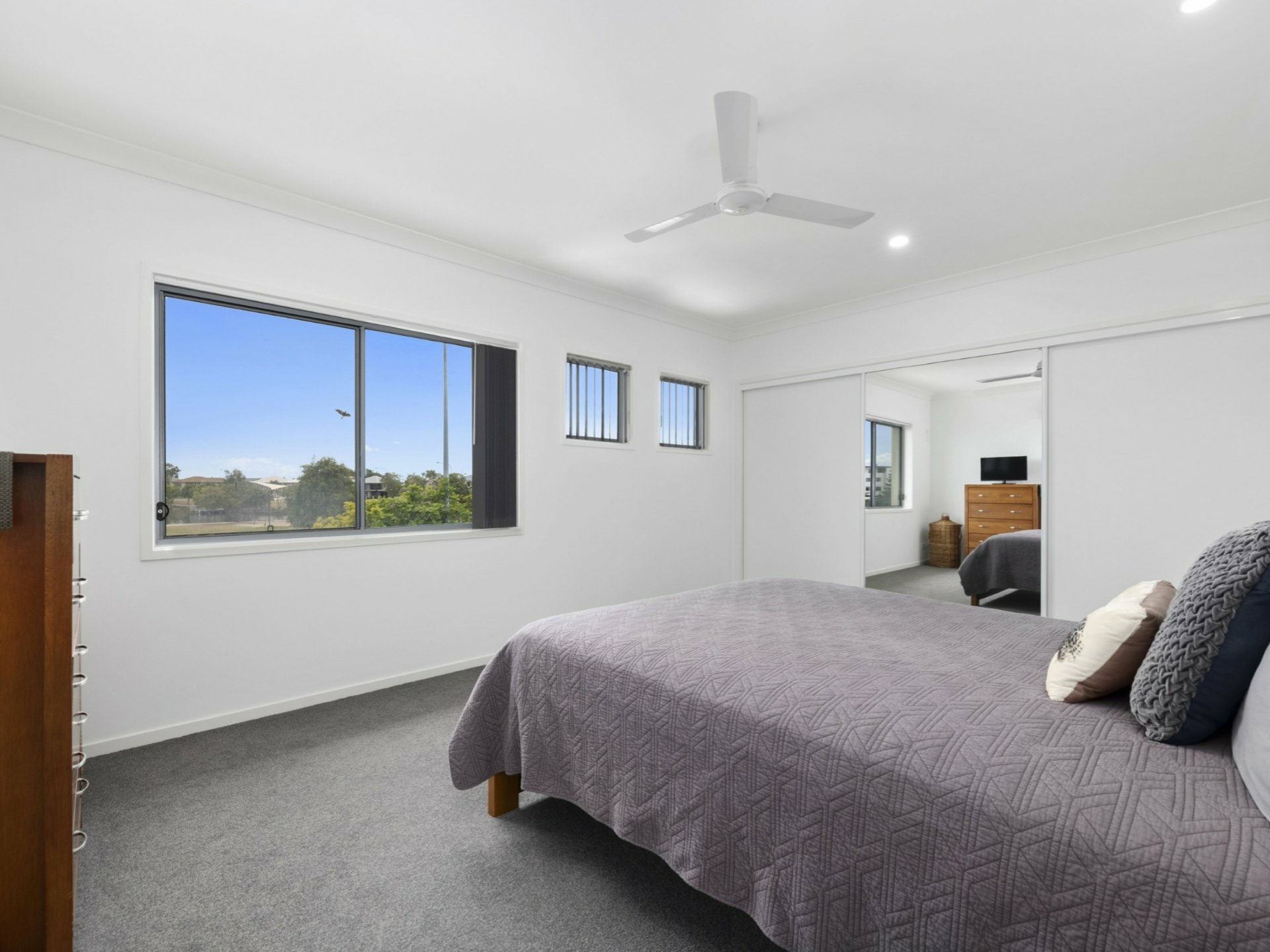 5/46 Regatta Boulevard, BIRTINYA