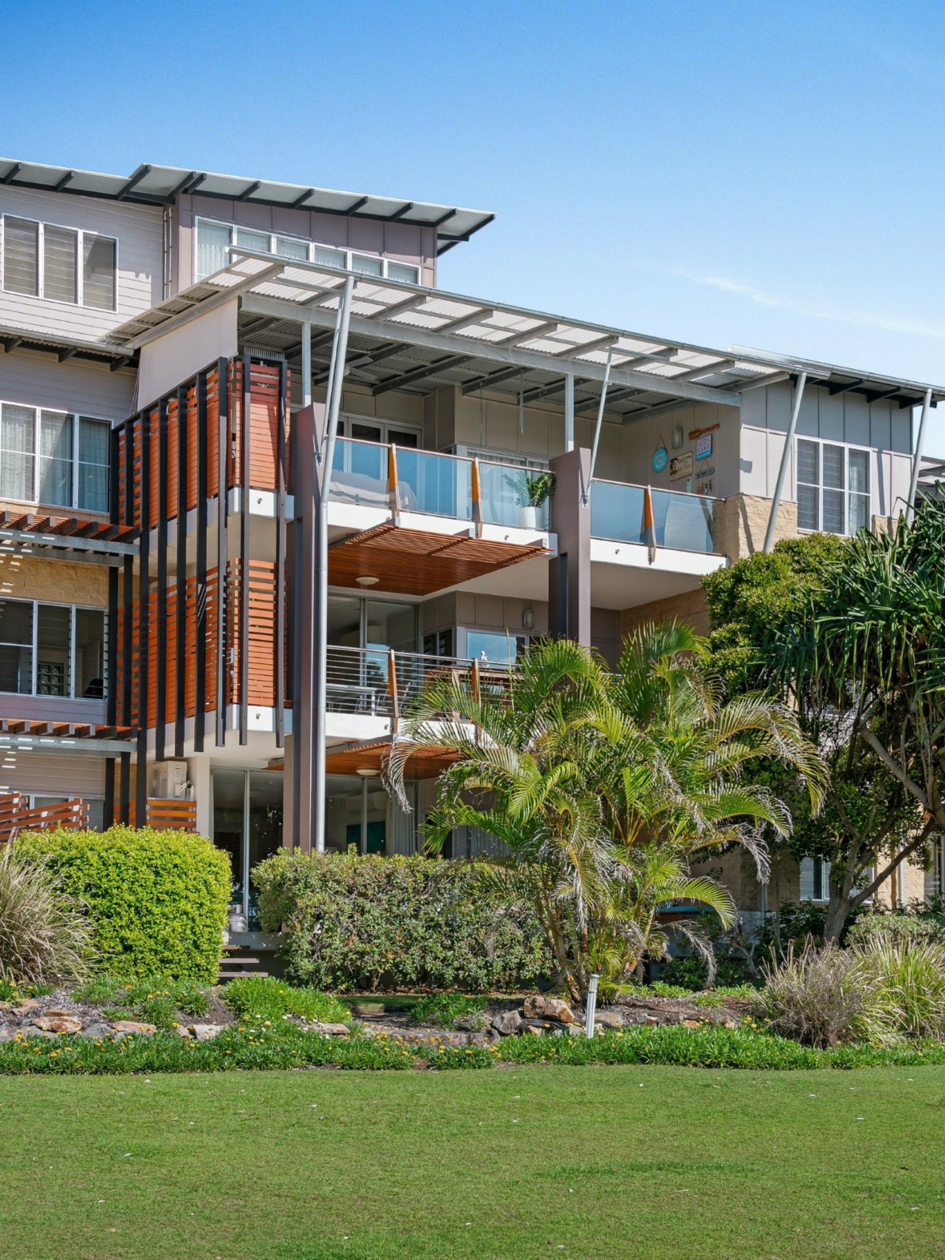 75/80 North Shore Road, TWIN WATERS