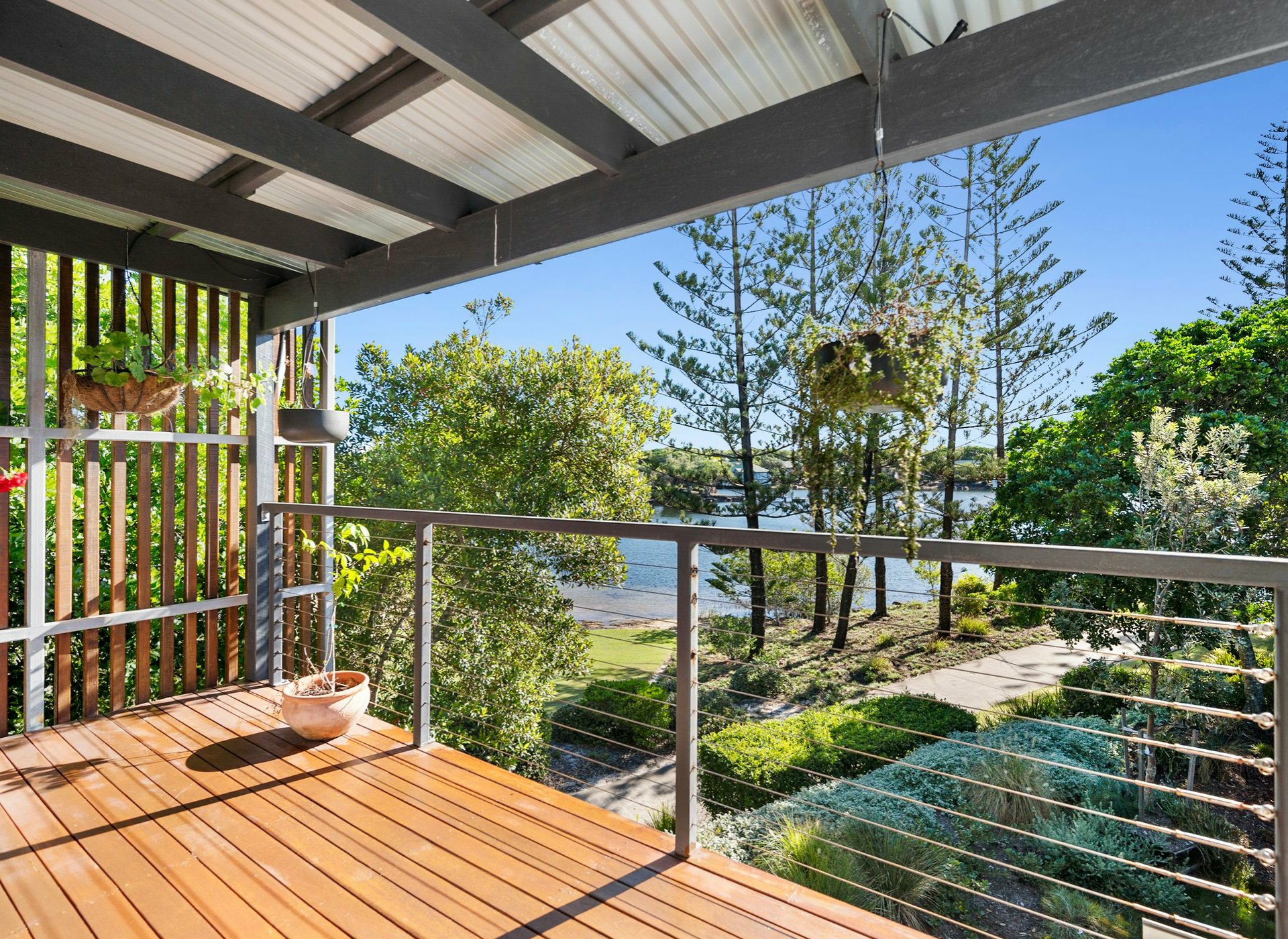 40/80 North Shore Road, TWIN WATERS