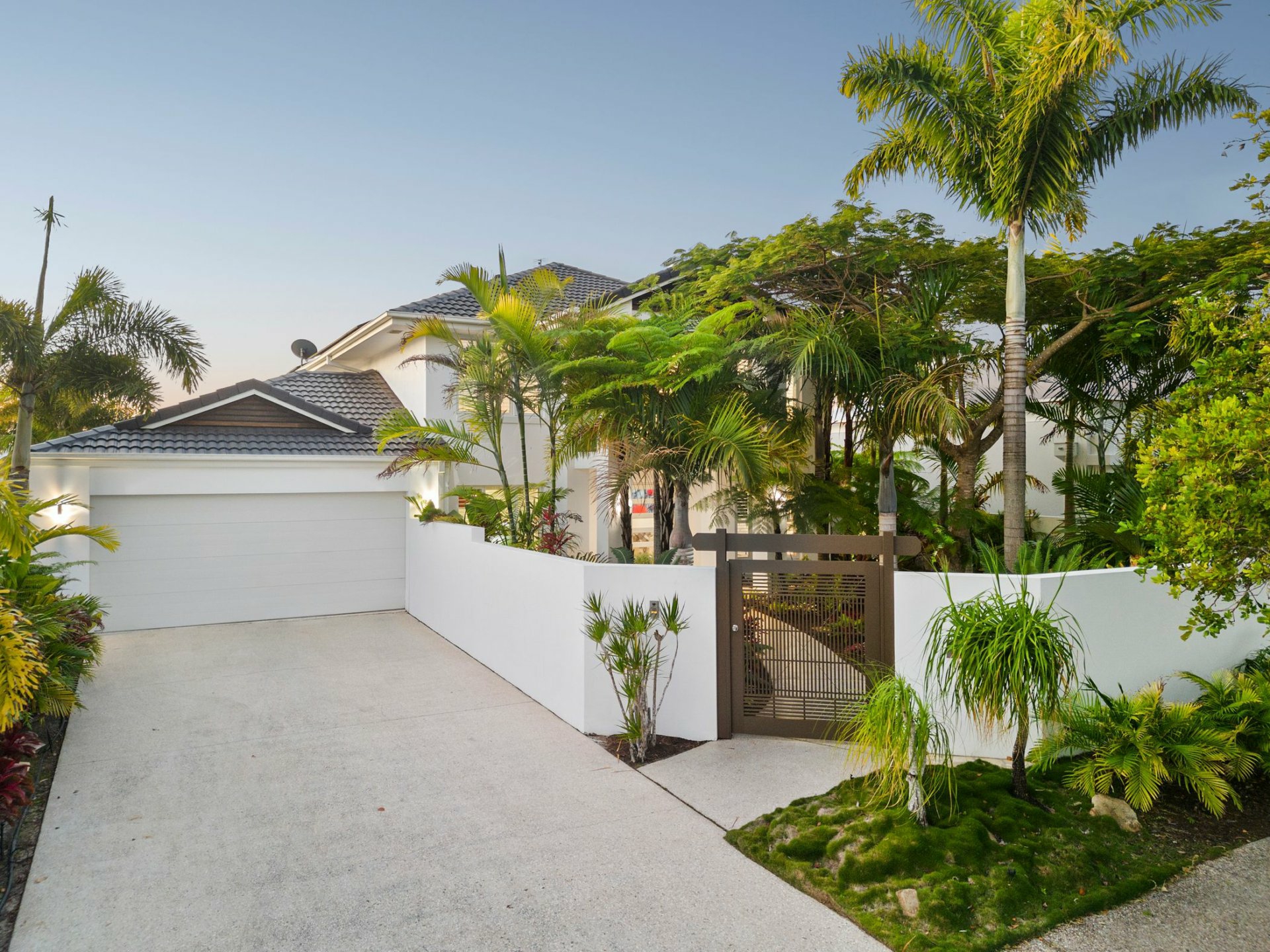 38 Stillwater Drive, TWIN WATERS