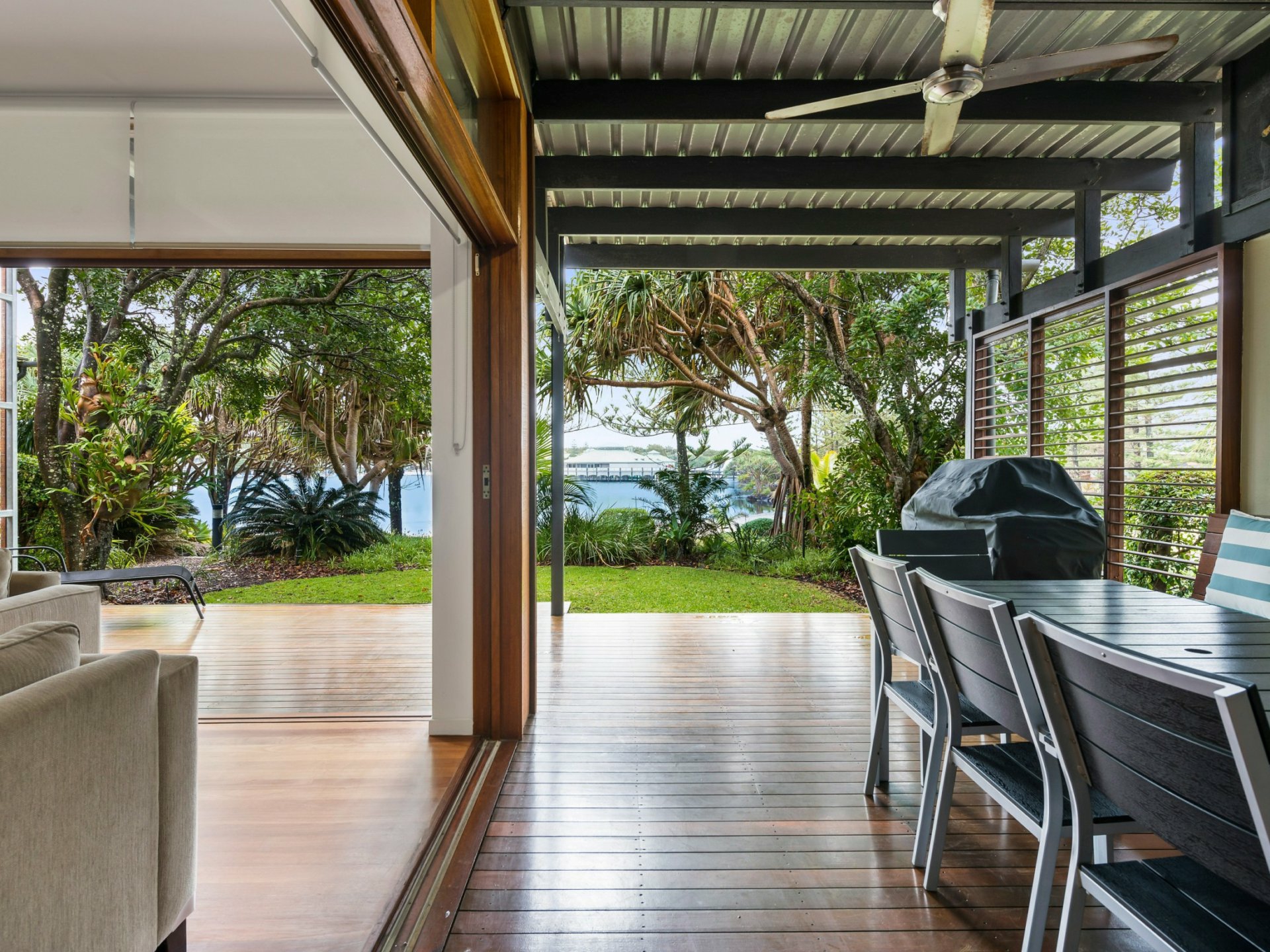 56/80 North Shore Road, TWIN WATERS
