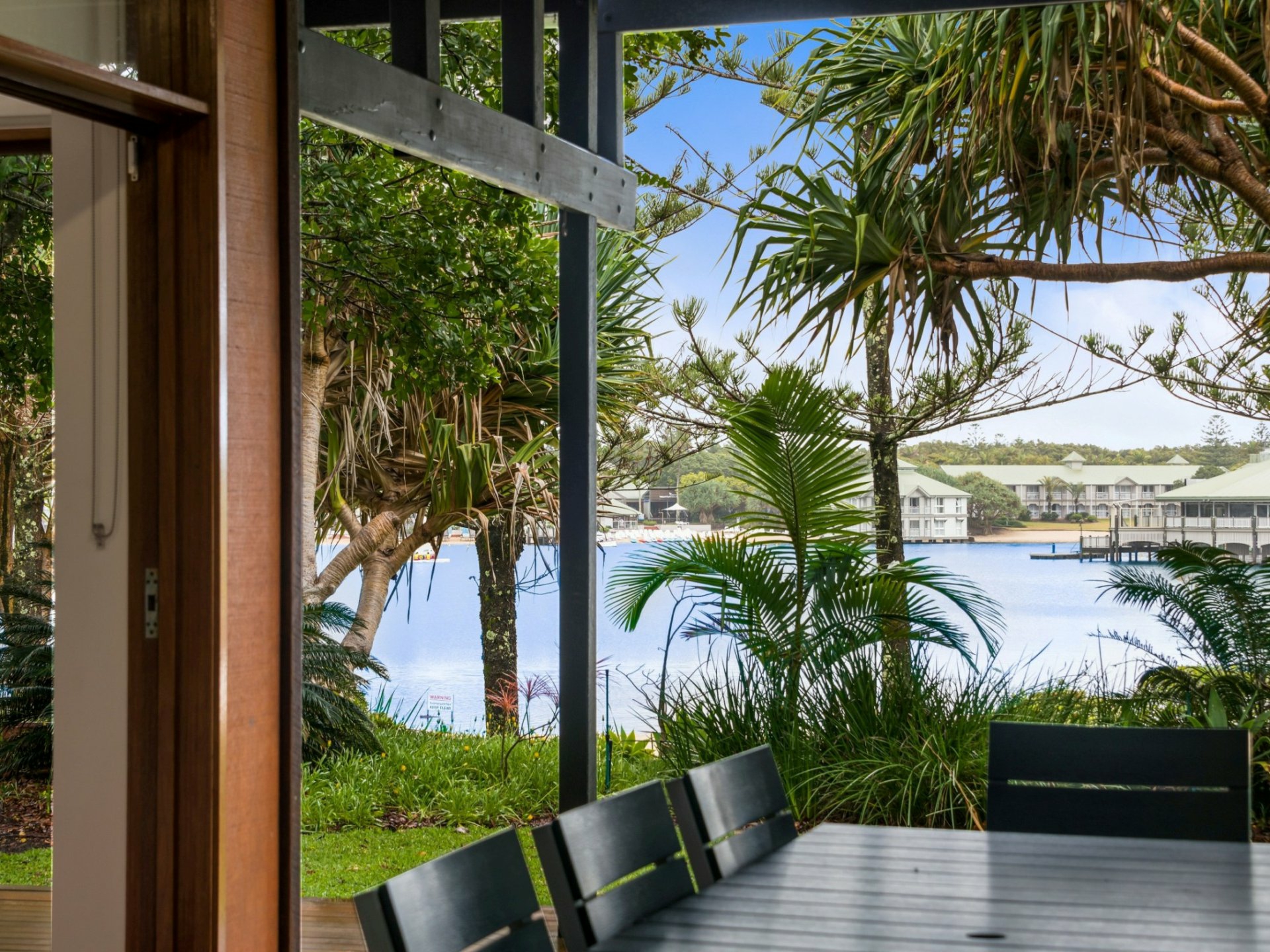56/80 North Shore Road, TWIN WATERS