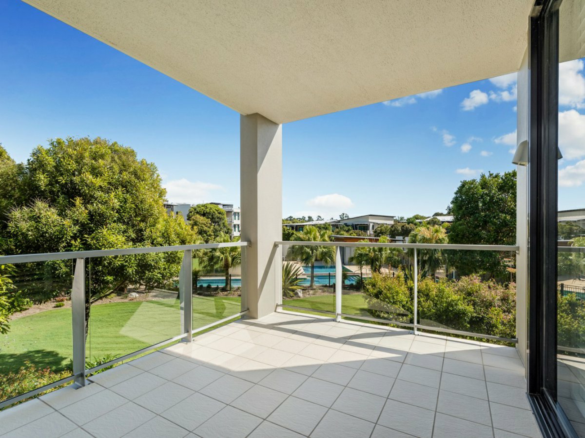 42/20 Baywater Drive, TWIN WATERS