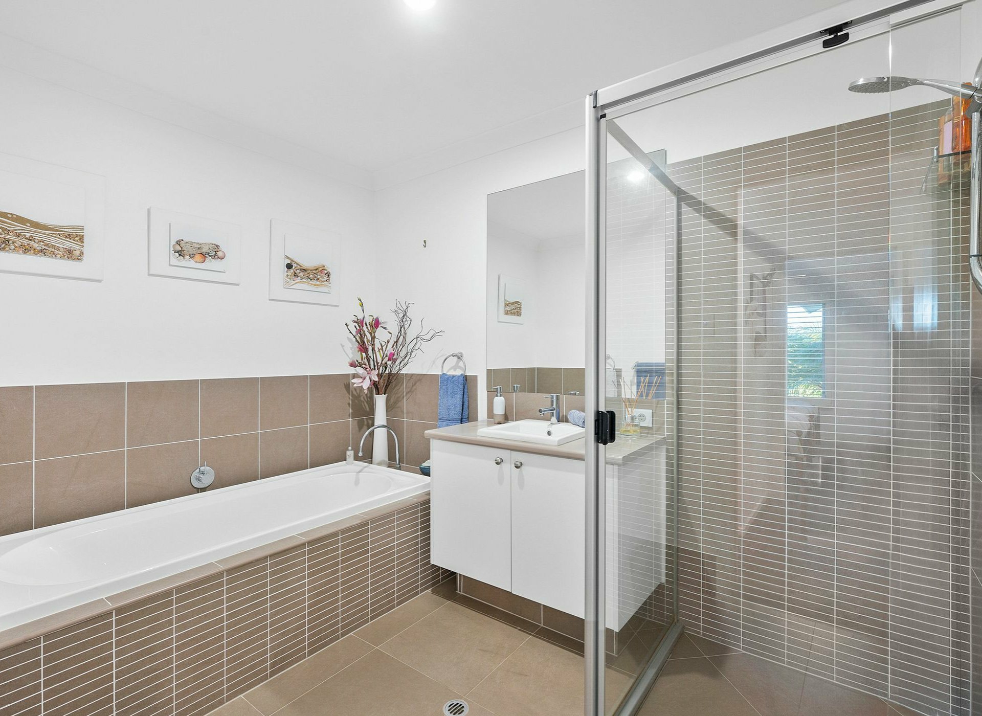 38 Stillwater Drive, TWIN WATERS