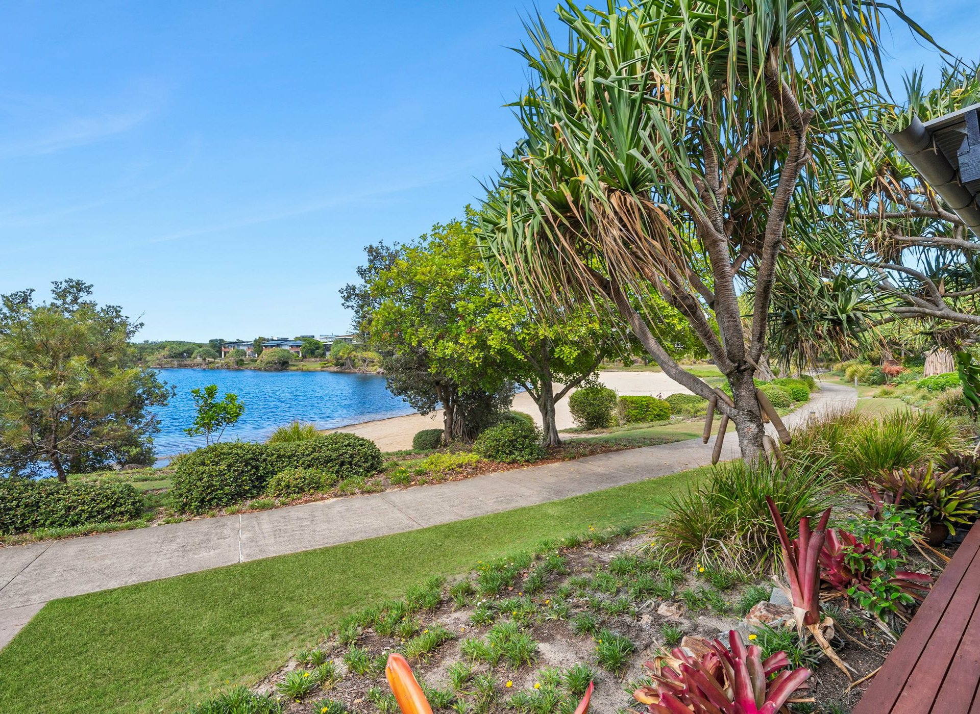 63/80 North Shore Road, TWIN WATERS
