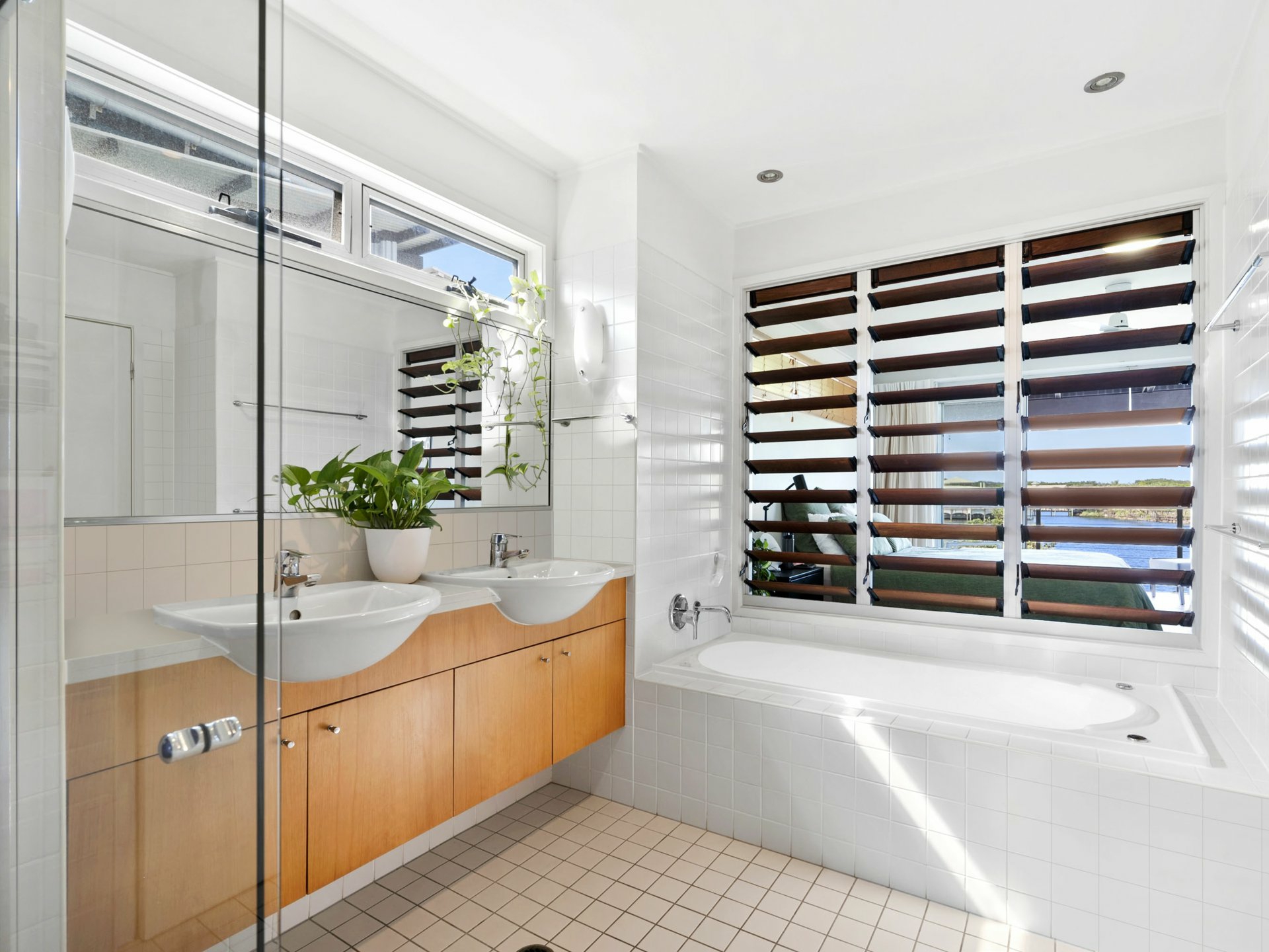 63/80 North Shore Road, TWIN WATERS