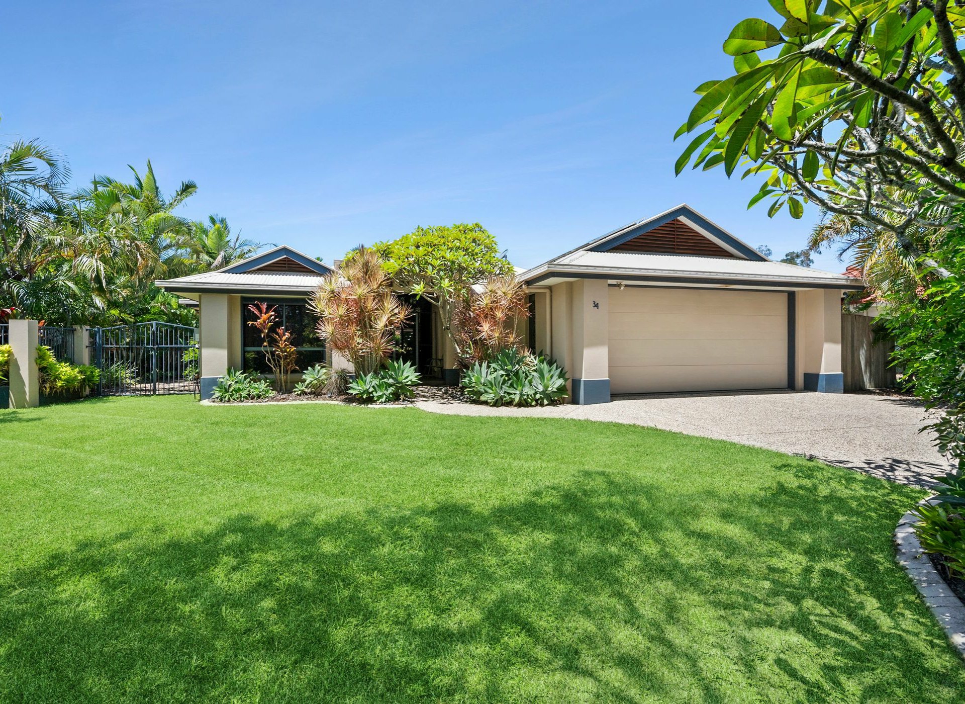 34 Prestwick Drive Twin Waters QLD Property Details LJ Hooker