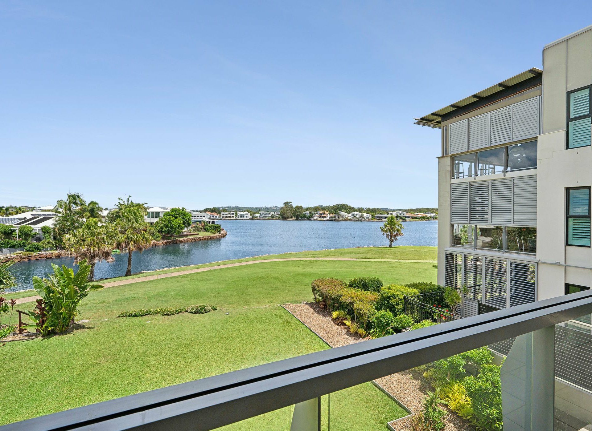 42/20 Baywater Drive, TWIN WATERS