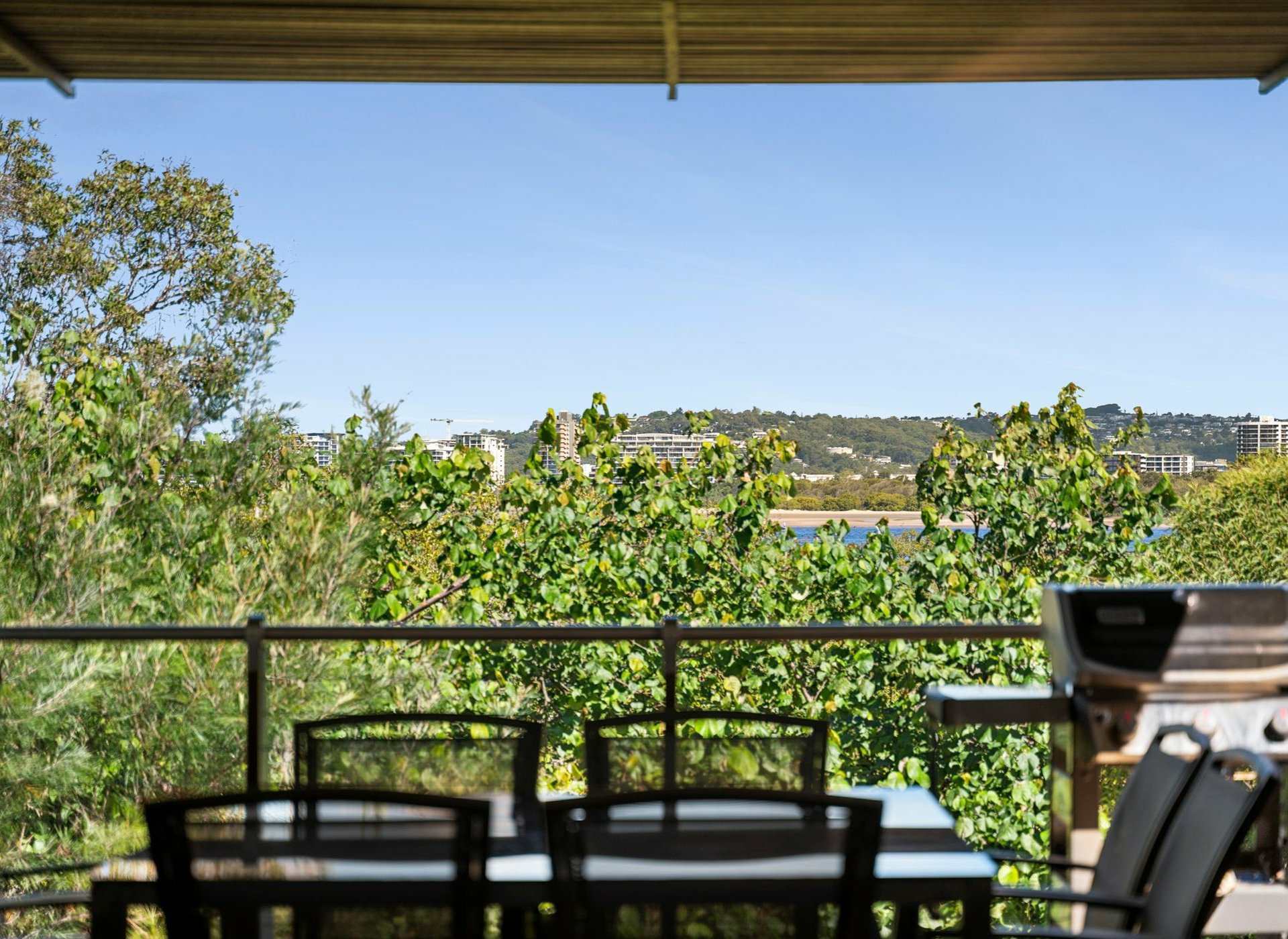 132/80 North Shore Road, TWIN WATERS