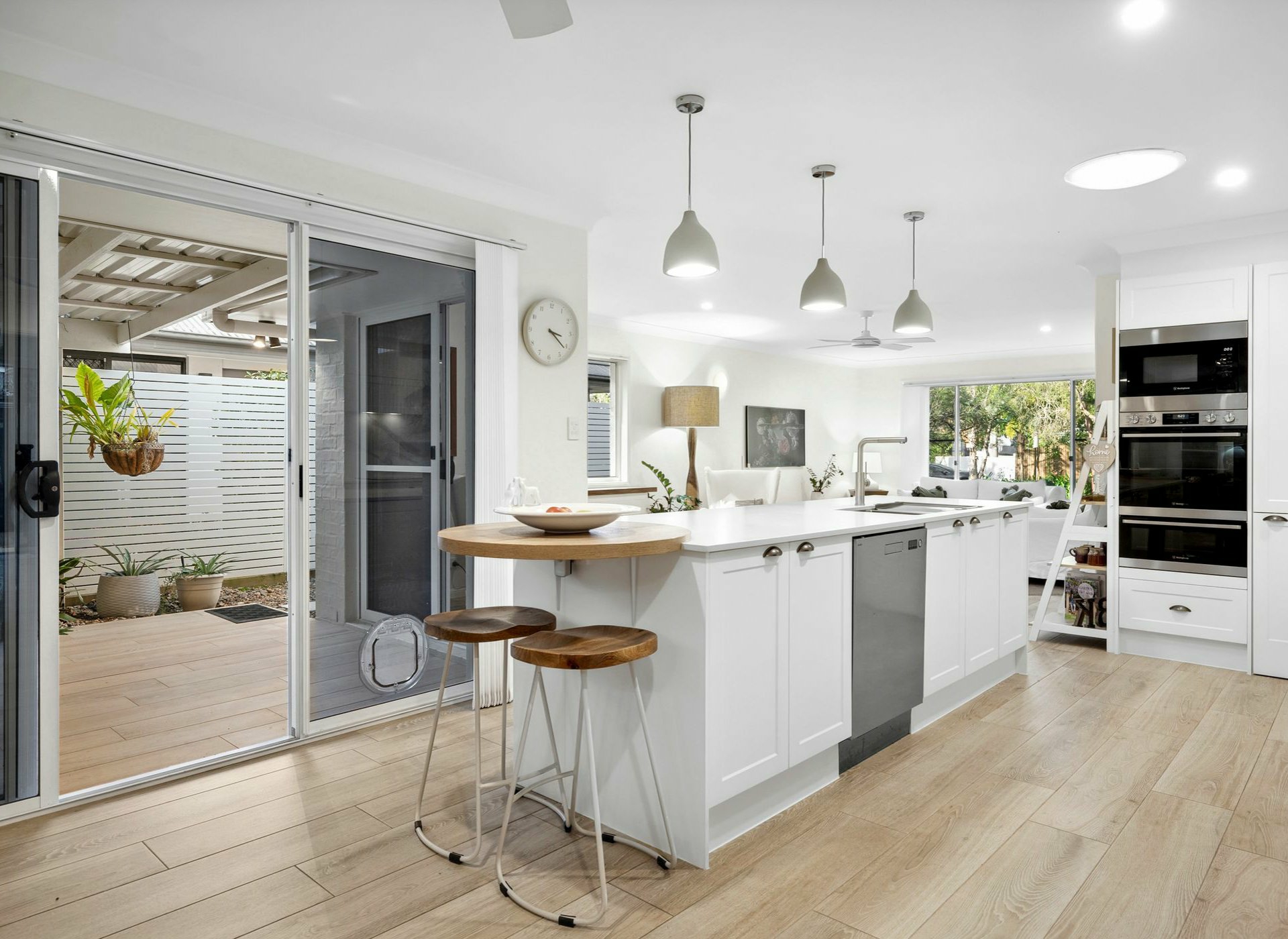 20 Sunview Drive, TWIN WATERS
