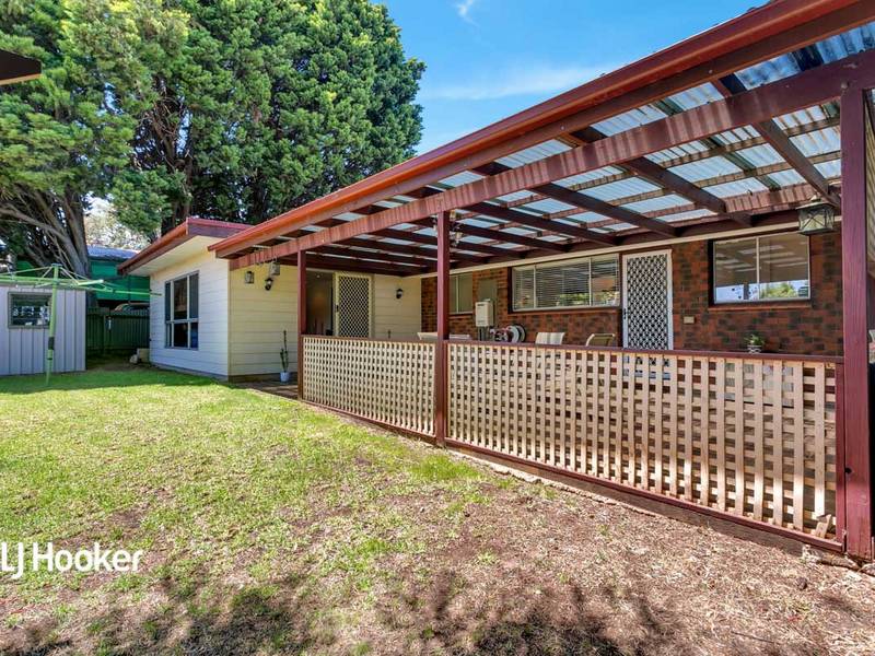 328 Grenfell Road, SURREY DOWNS