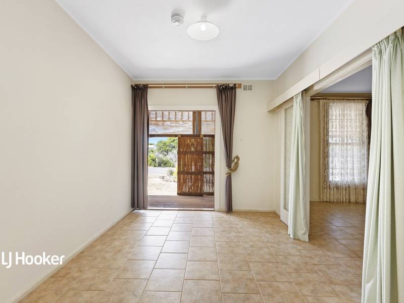 5 Plover Avenue, THOMPSON BEACH