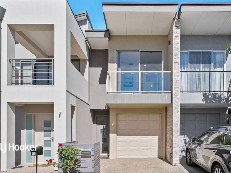 11B Macmillan Avenue, MAWSON LAKES