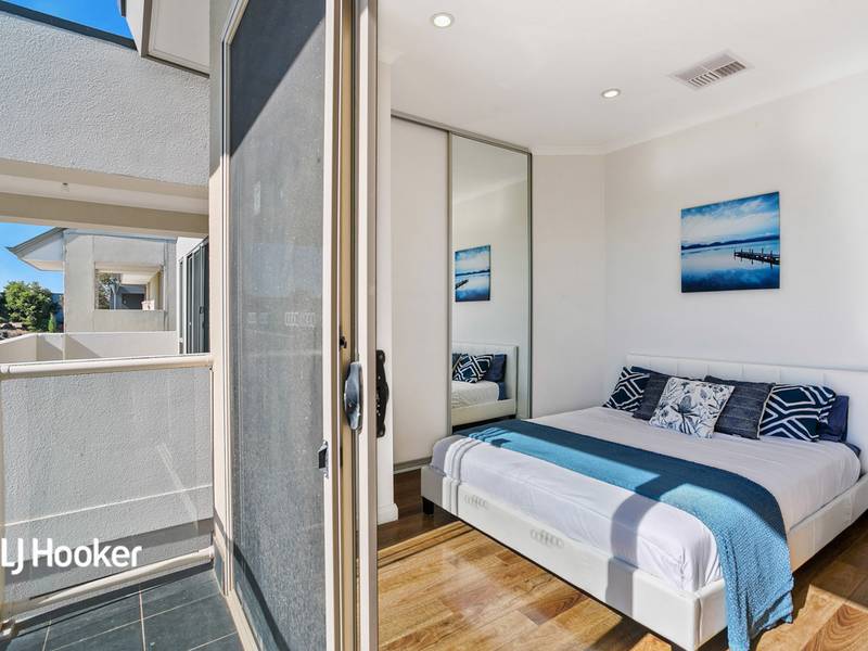 11B Macmillan Avenue, MAWSON LAKES
