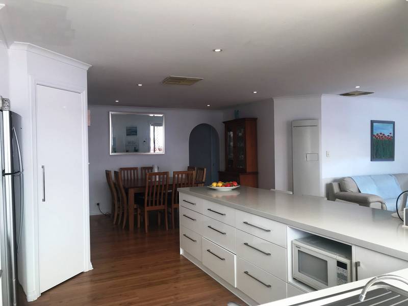 9 Lake Frome Place, GREENWITH