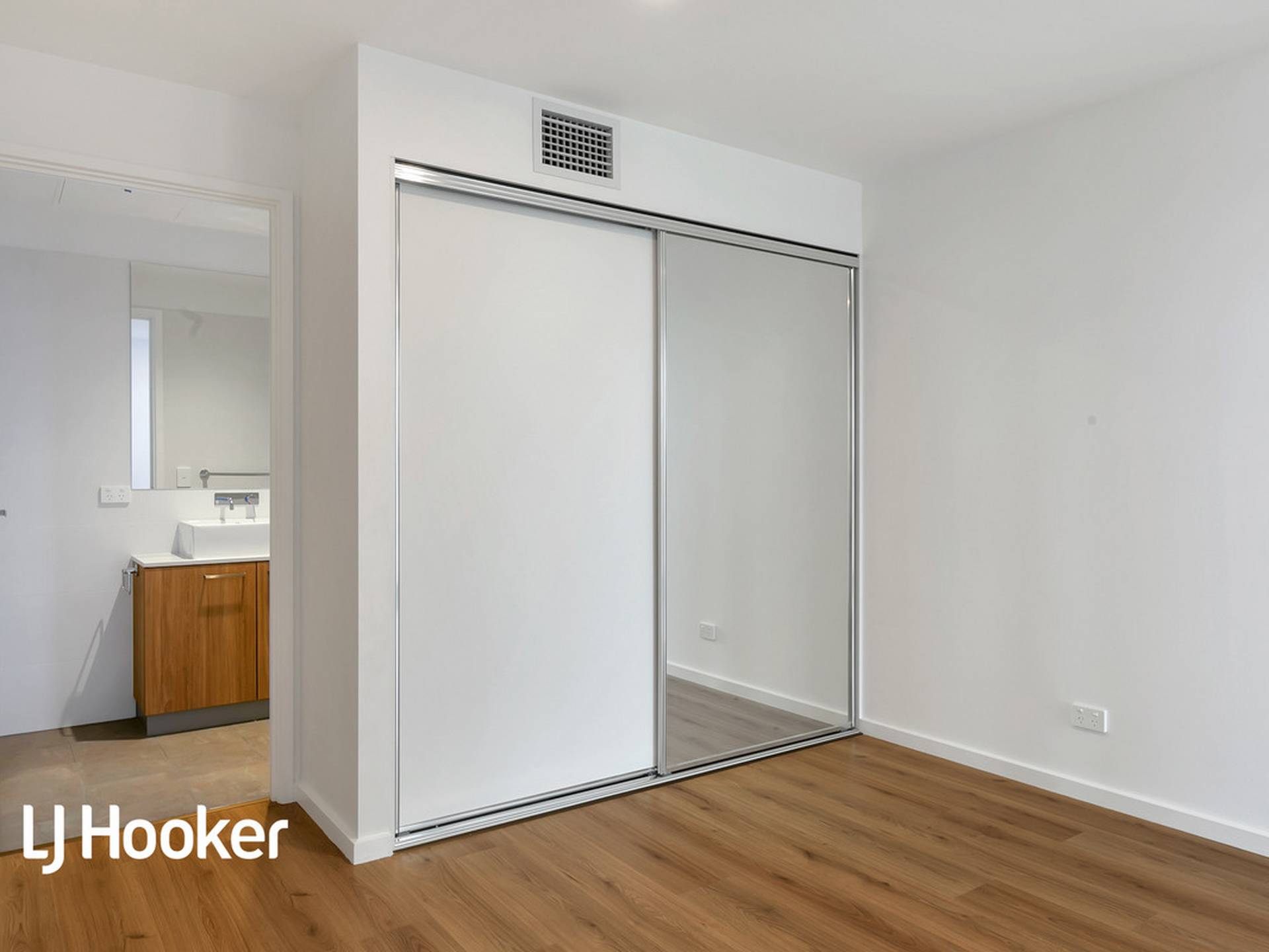 1201/180 Franklin Street, ADELAIDE