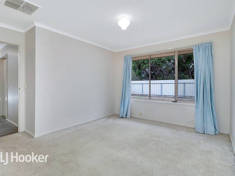 4 McDermott Place, GREEN FIELDS