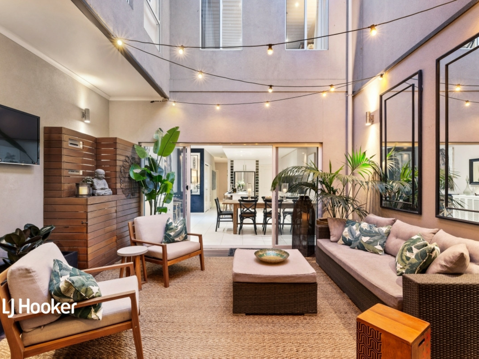 17 The Mall, Mawson Lakes