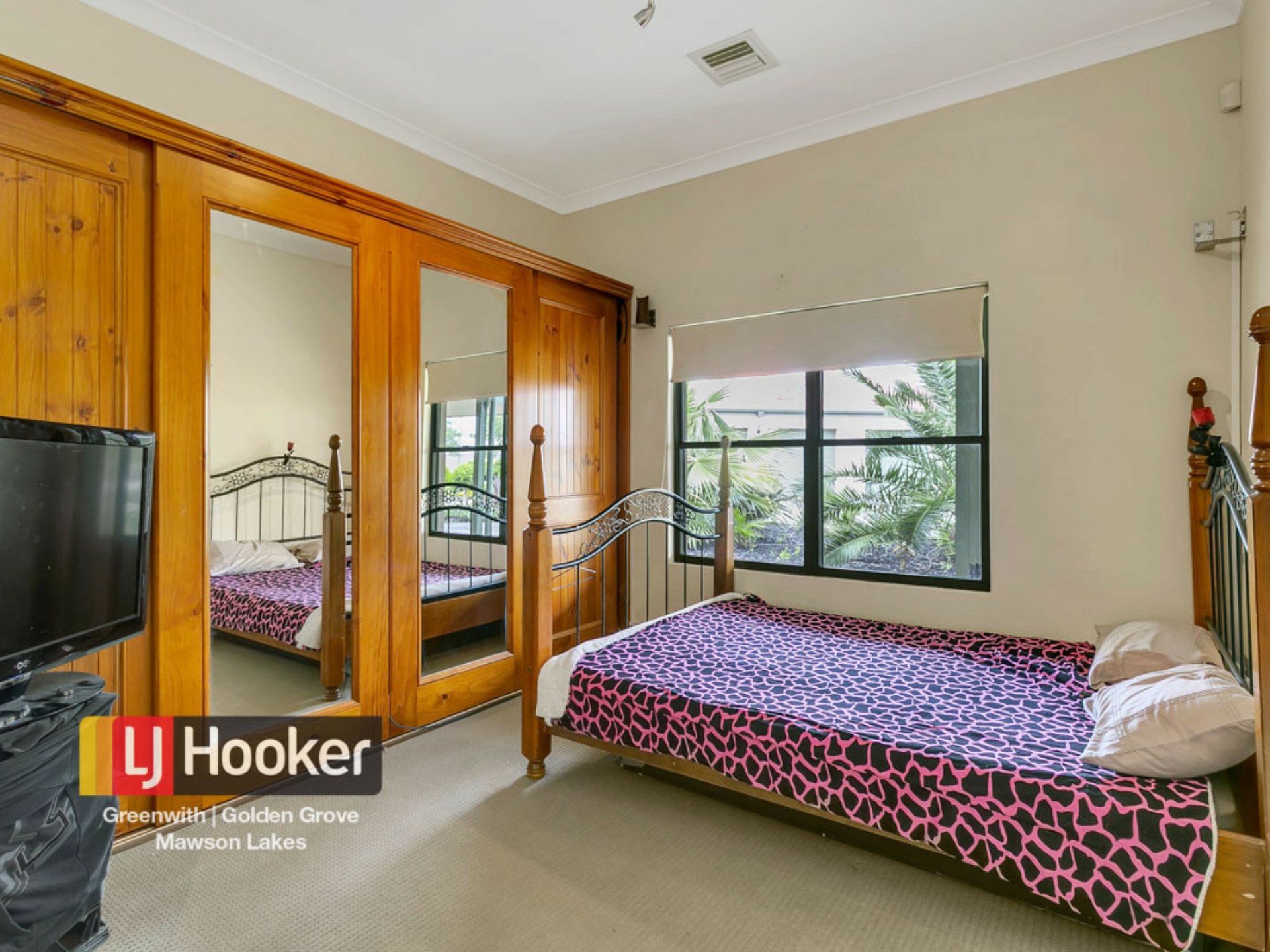 18 Oradala Court, GREENWITH