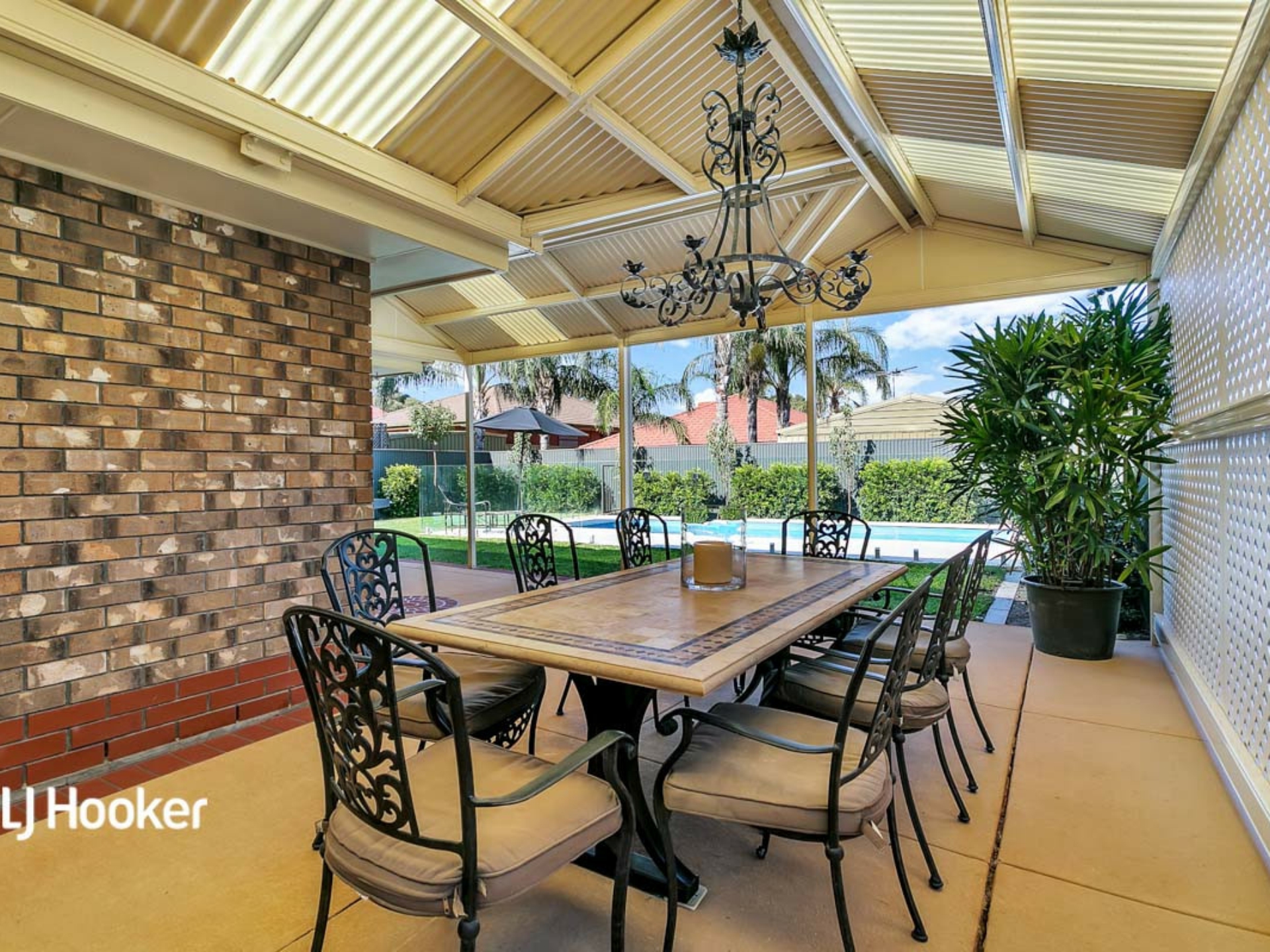 6 Heath Court, GULFVIEW HEIGHTS