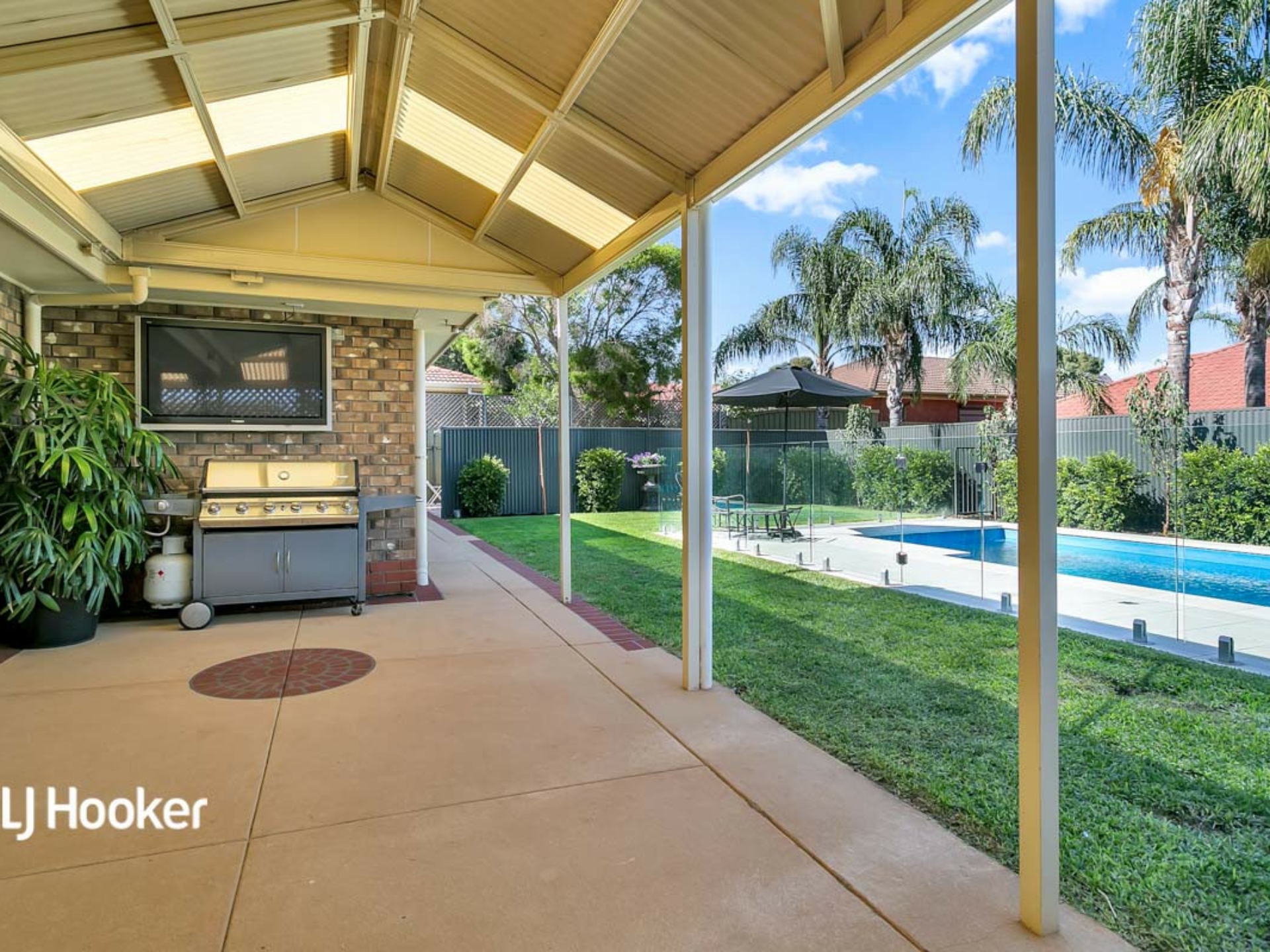 6 Heath Court, GULFVIEW HEIGHTS