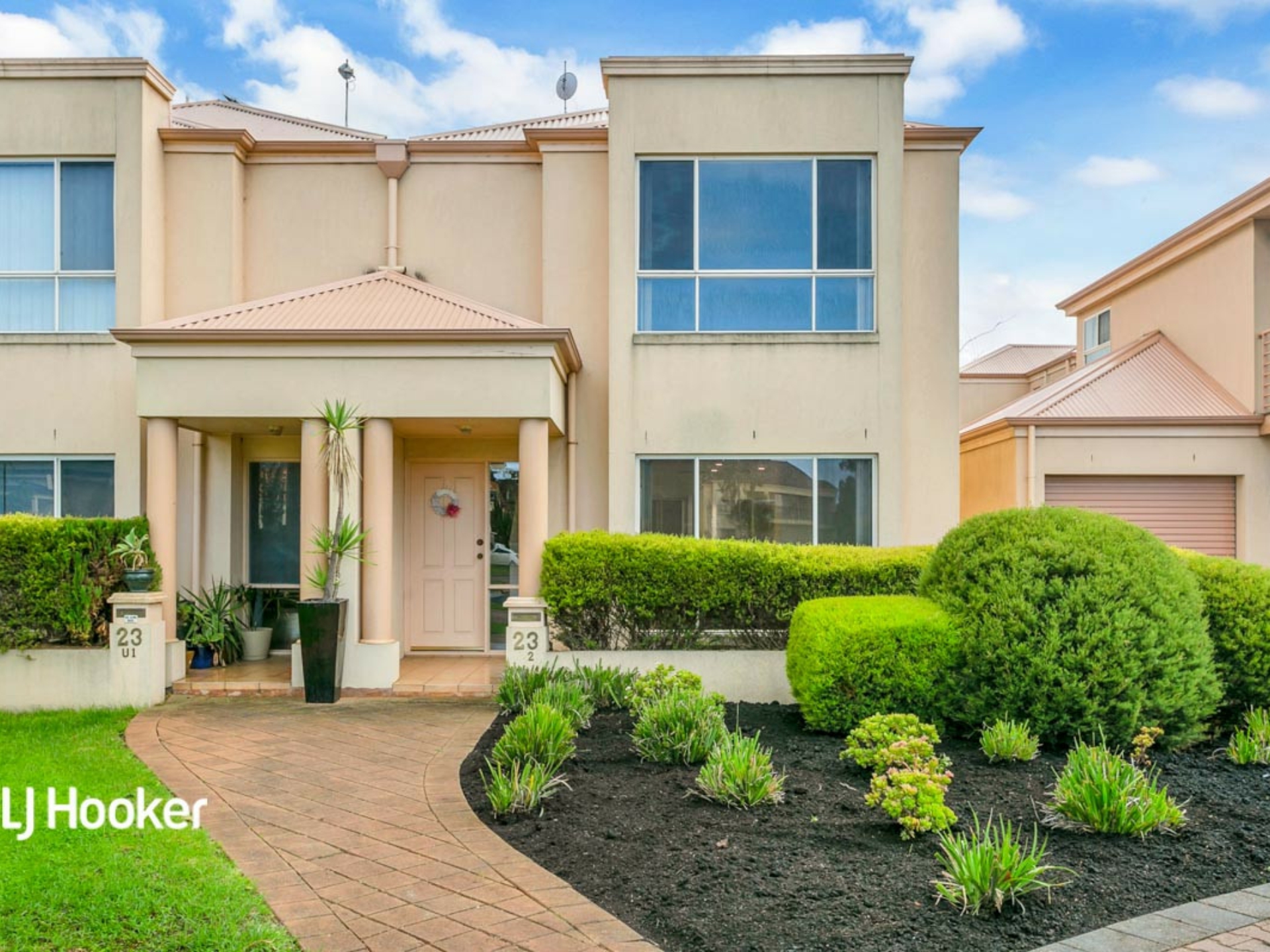 2/23 Parkview Drive Mawson Lakes SA