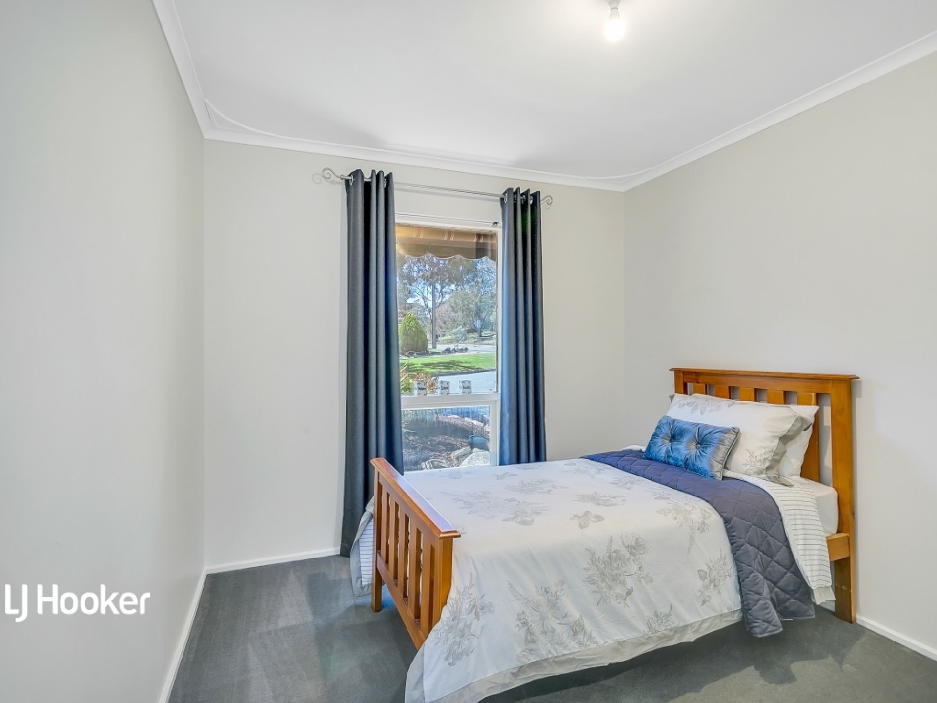 25 Pringle Avenue, SURREY DOWNS