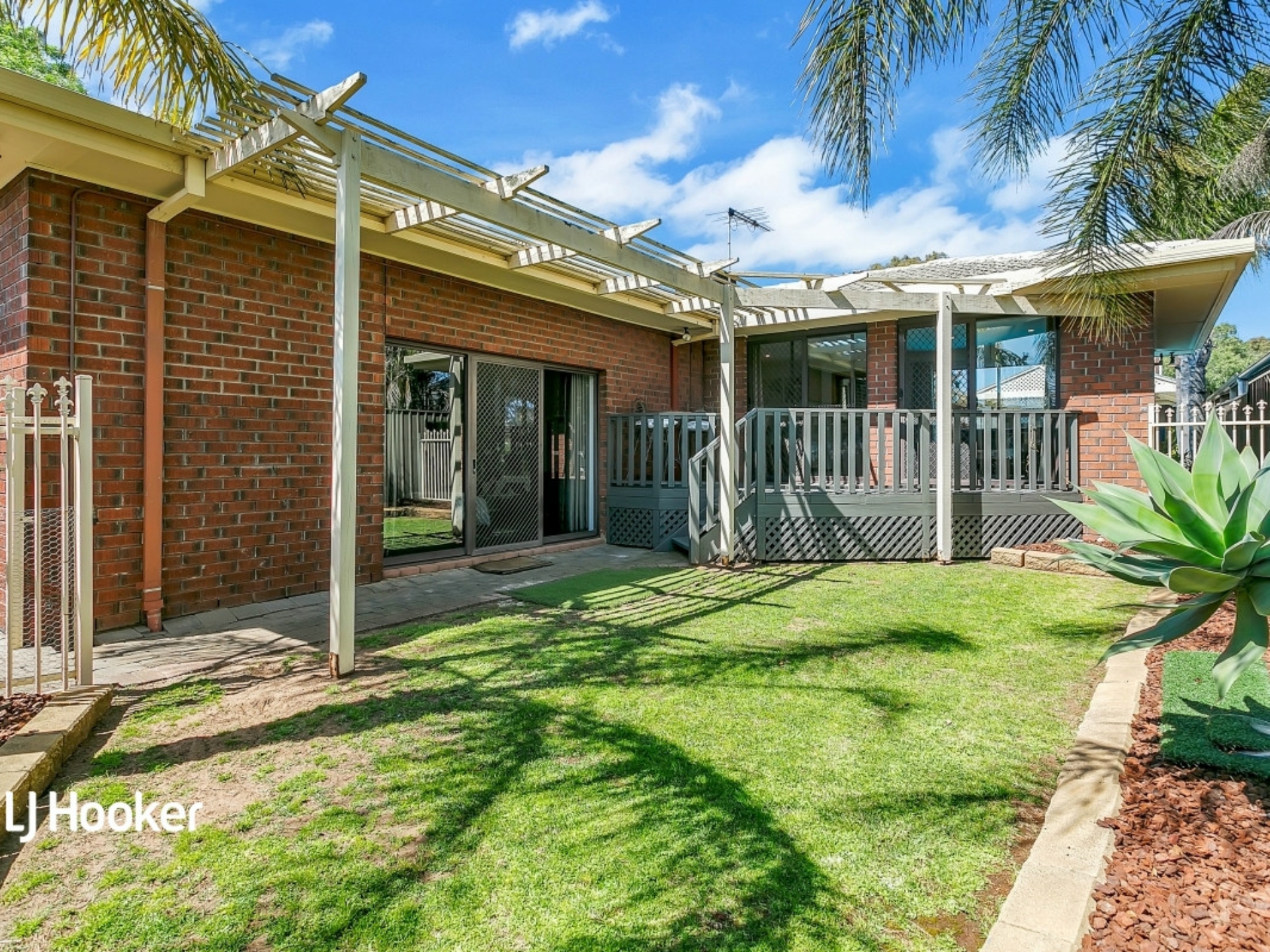 25 Pringle Avenue, SURREY DOWNS