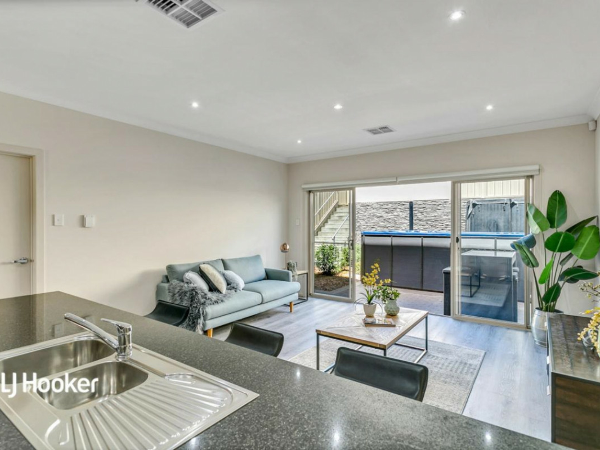 2/10 Settlers Hill Drive, GOLDEN GROVE
