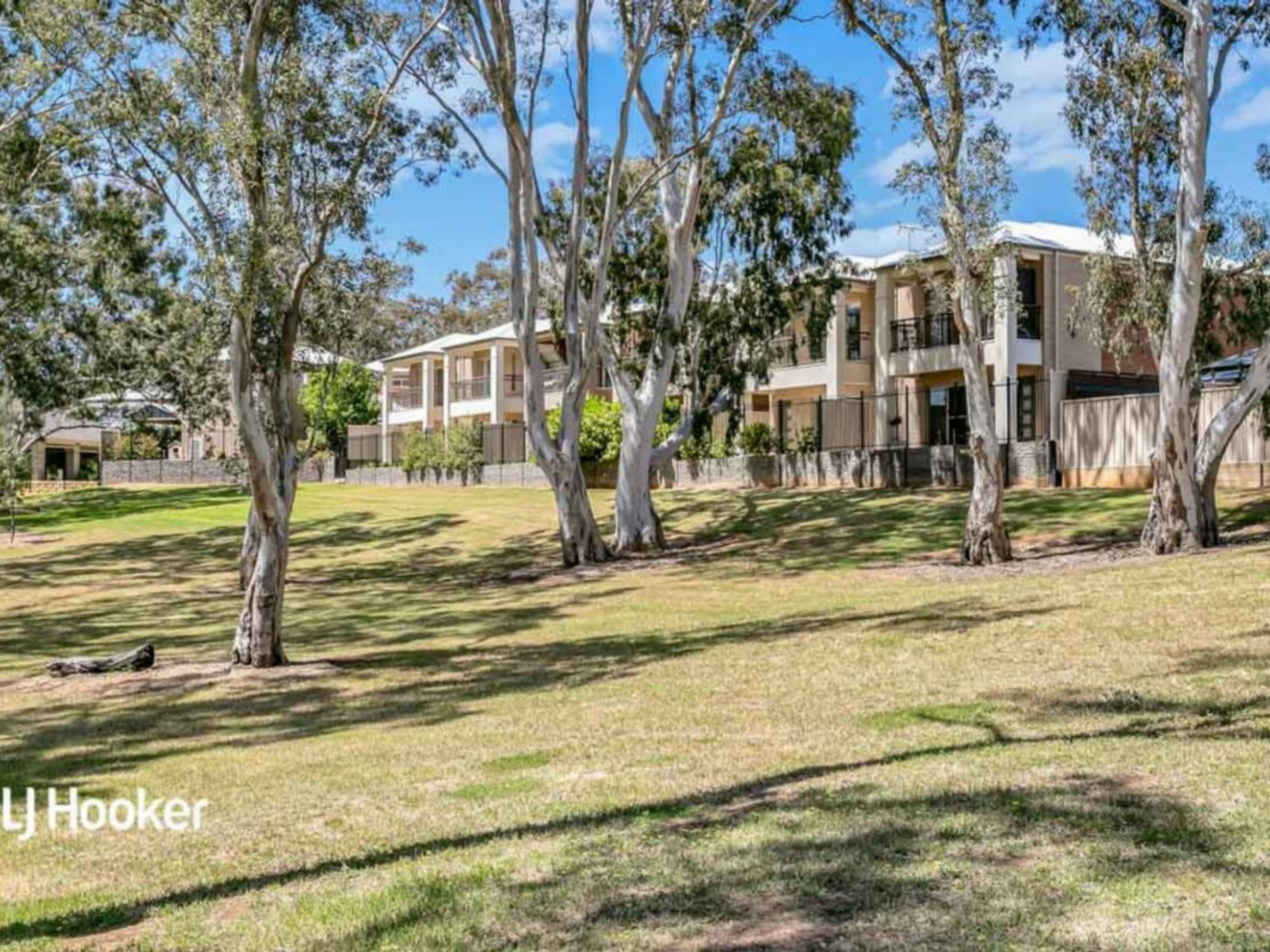 2/10 Settlers Hill Drive, GOLDEN GROVE