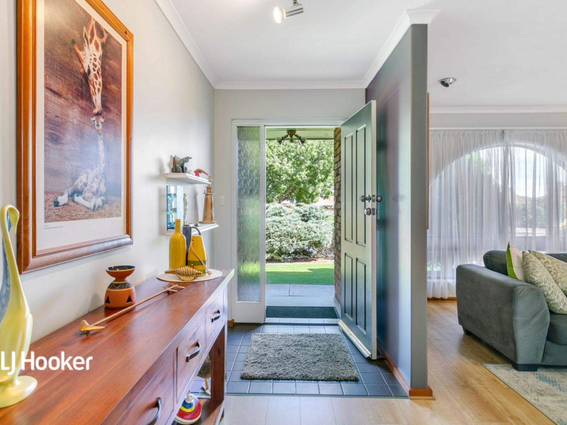 24 Yurlondi Drive, SURREY DOWNS