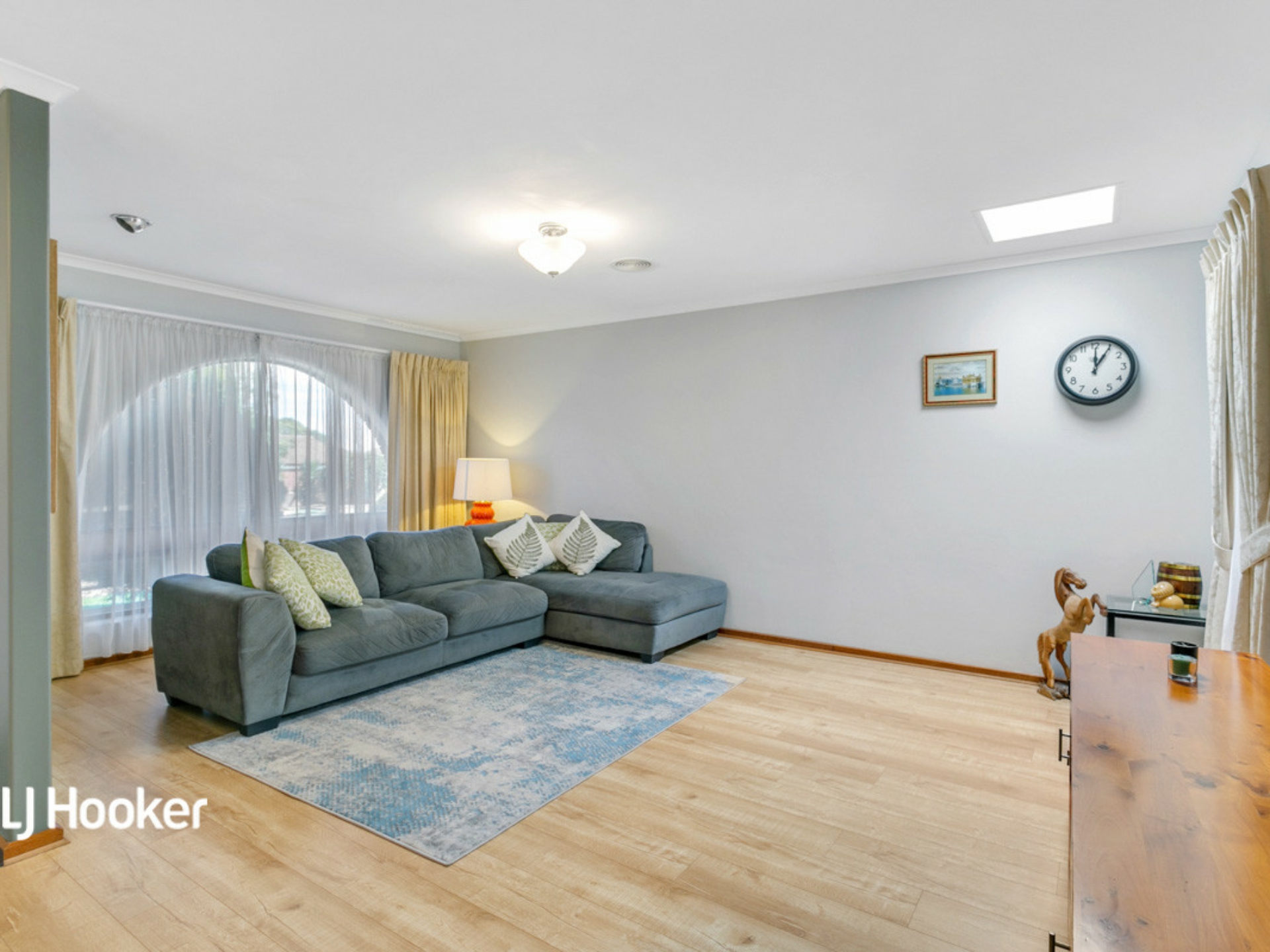 24 Yurlondi Drive, SURREY DOWNS